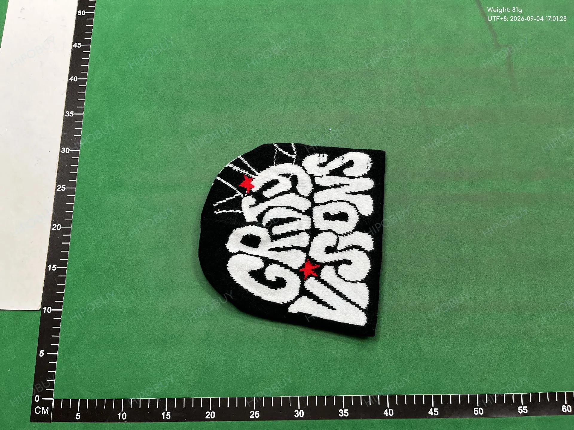 Foto QC 6 de Gritty Visions Jacquard Logo Beanie Pink