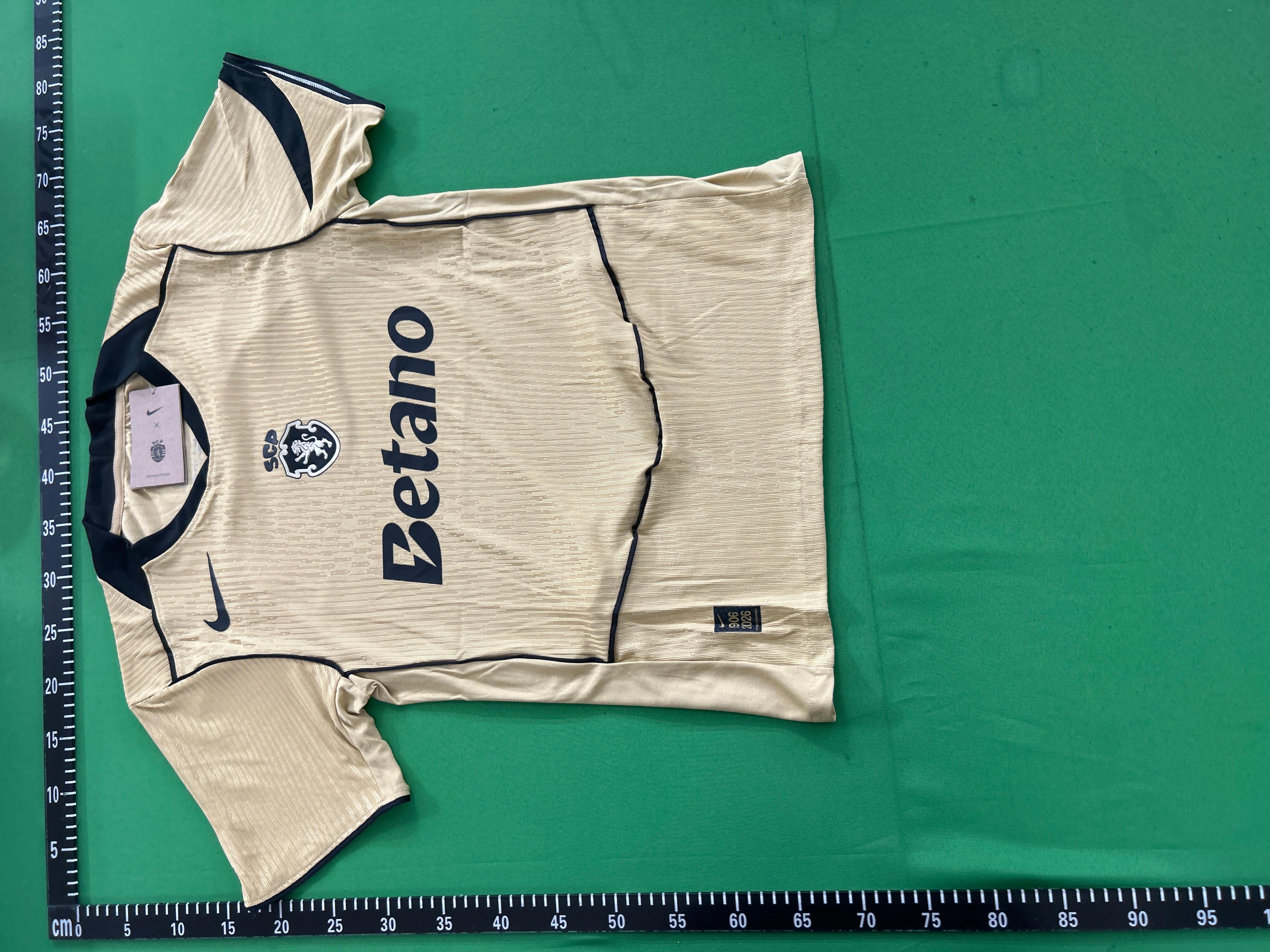 Foto QC 3 de Puma x Chivas Guadalajara 2024/25 Home Authentic Jersey Red/White