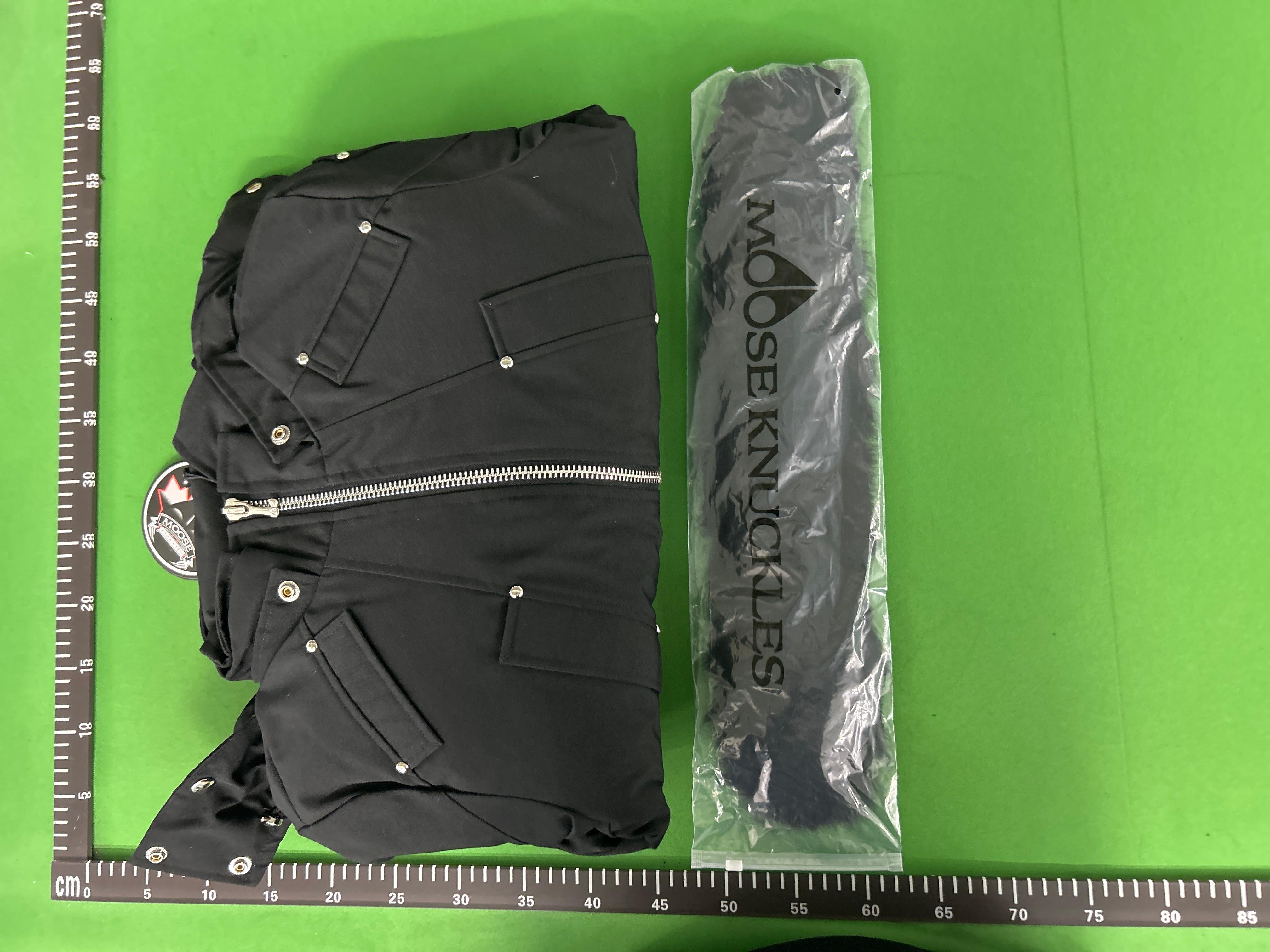 Foto QC 5 de Moose Knuckles Ballistic Down Bomber Jacket Fur Trim Dark Green