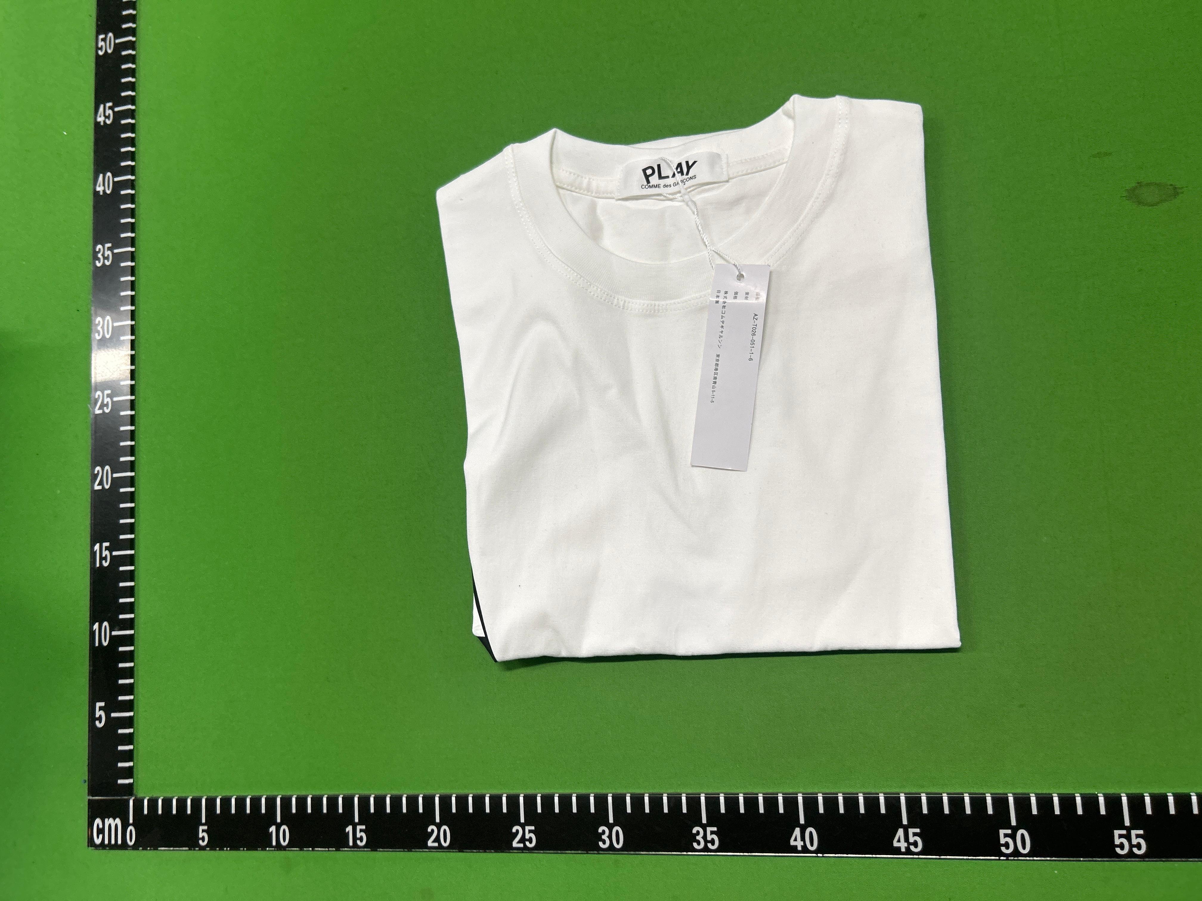 Foto QC 1 de Comme des Garçons Play Double Heart T-Shirt Grey