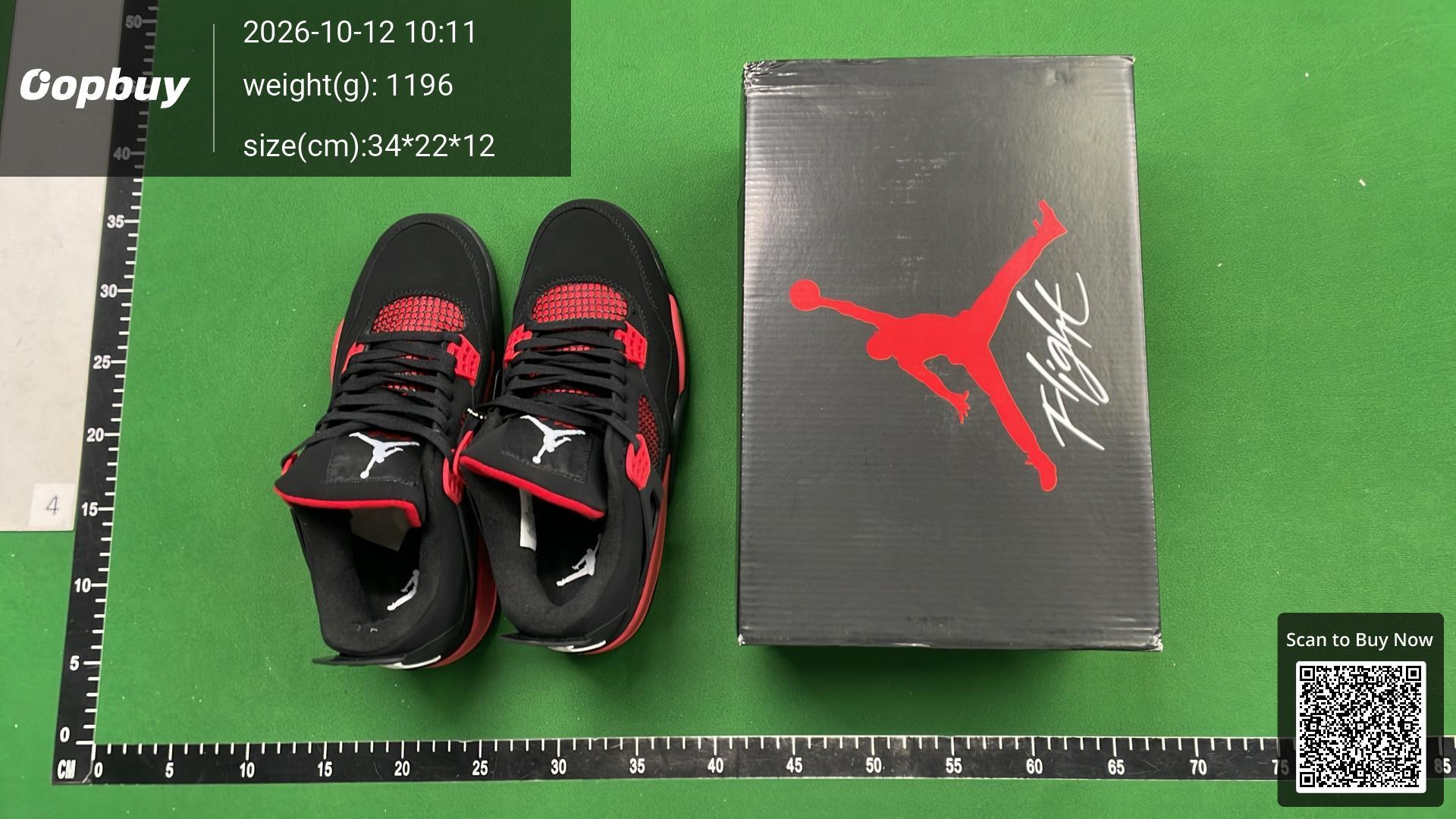 Foto QC 1 de Jordan 4 Retro KAWS Cool Grey 930155-003