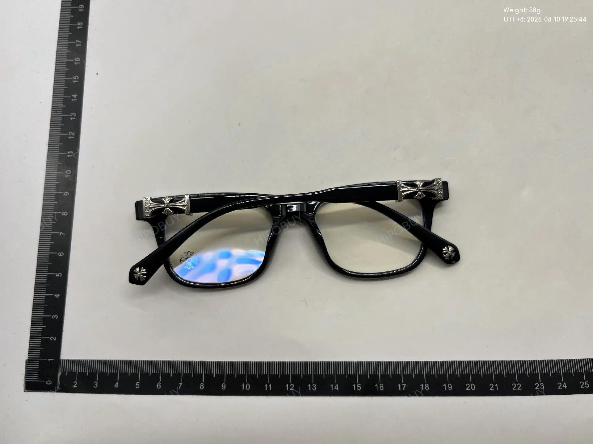 Foto QC 6 de Louis Vuitton LV Waimea Acetate Sunglasses Black Silver Monogram (Z1082W)