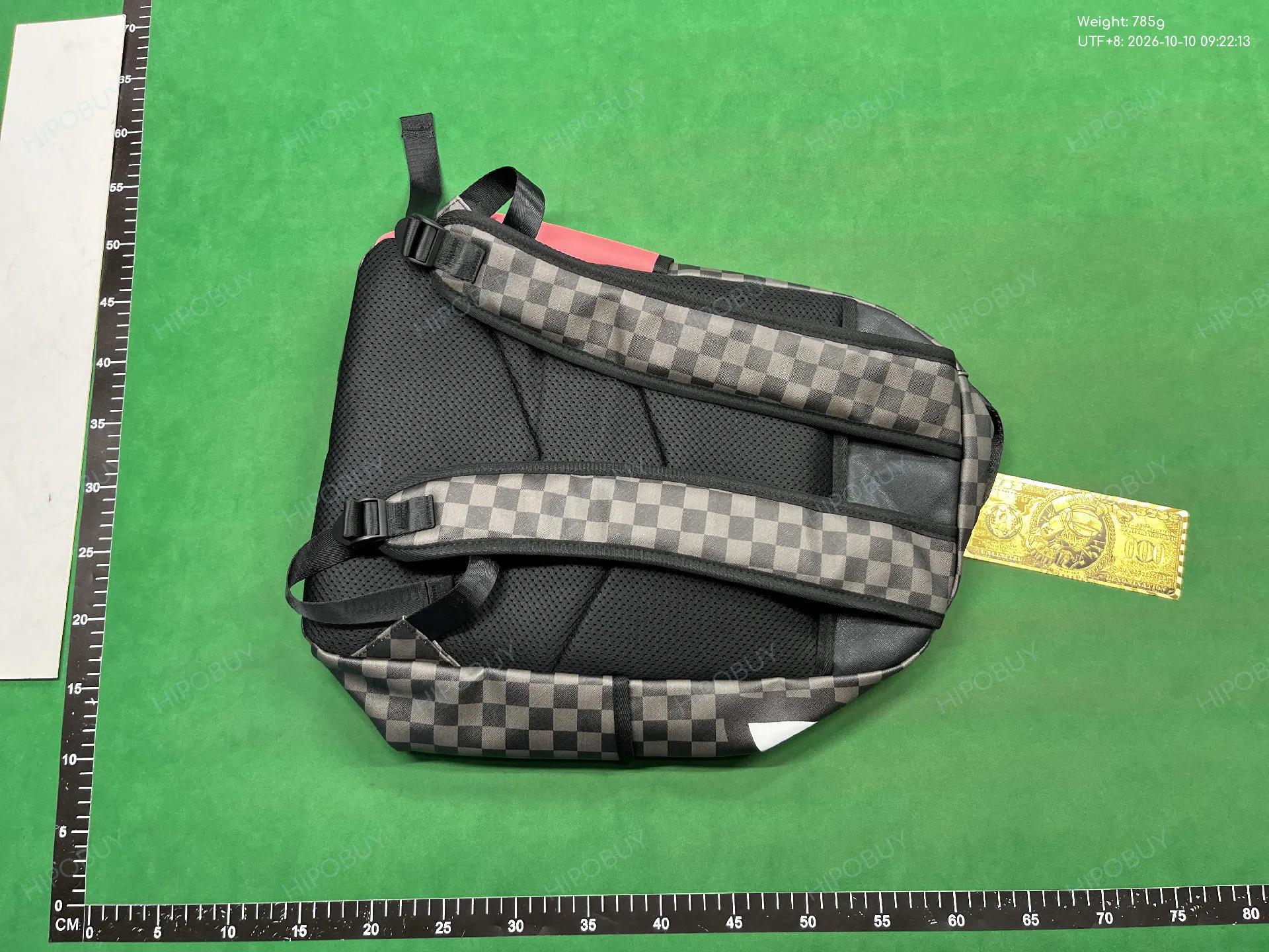 Foto QC 7 de Sprayground Shark Backpack Checkerboard