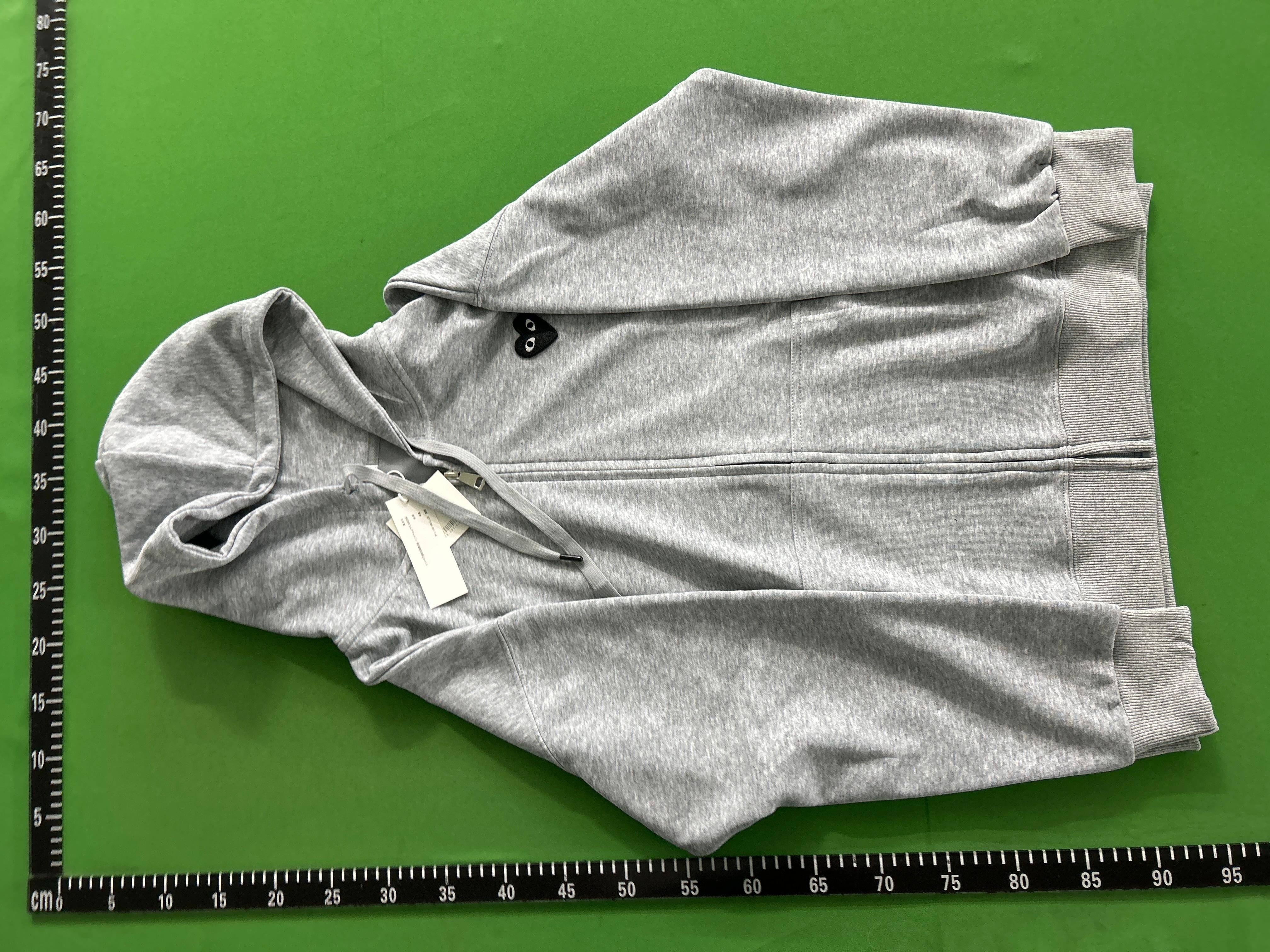 Foto QC 3 de Comme des Garçons Play Hoodie Large Heart Logo Black
