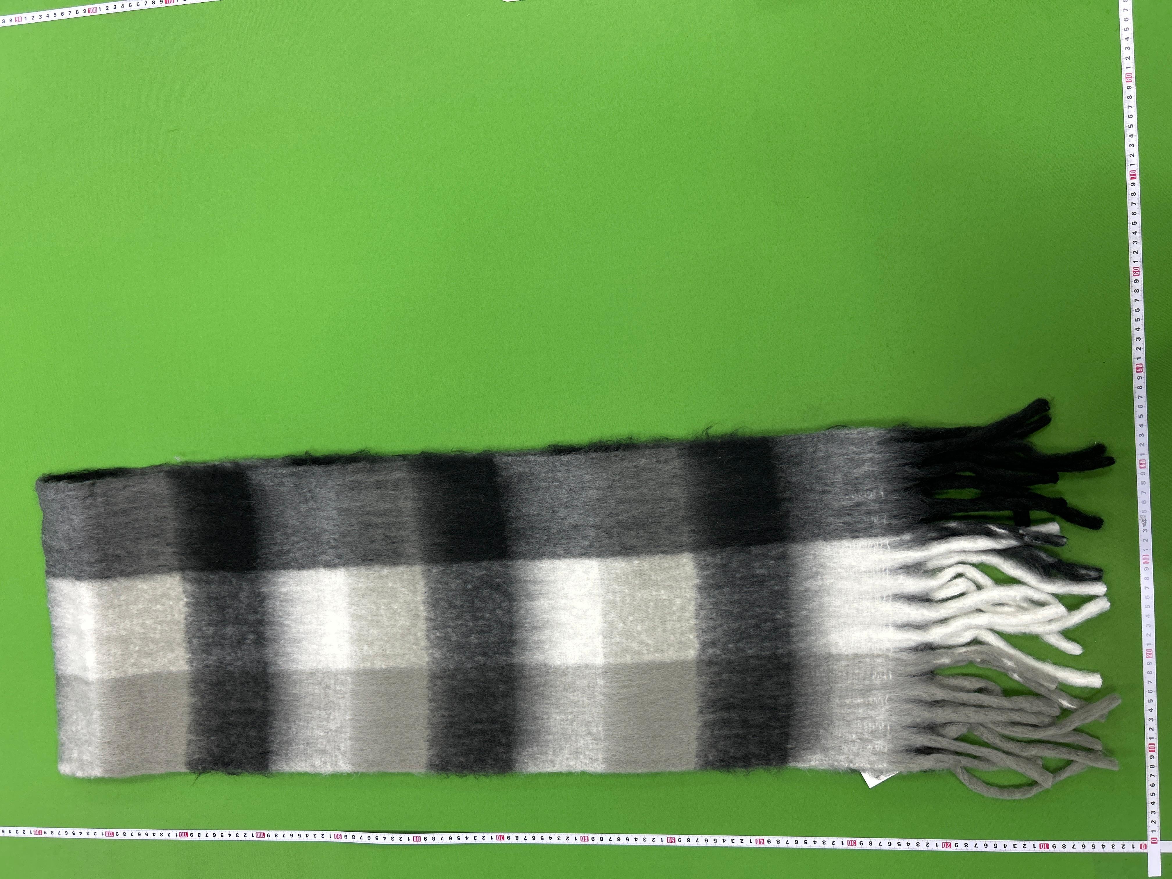 Foto QC 3 de Acne Studios Mohair Checked Scarf Light Blue/White/Powder Blue