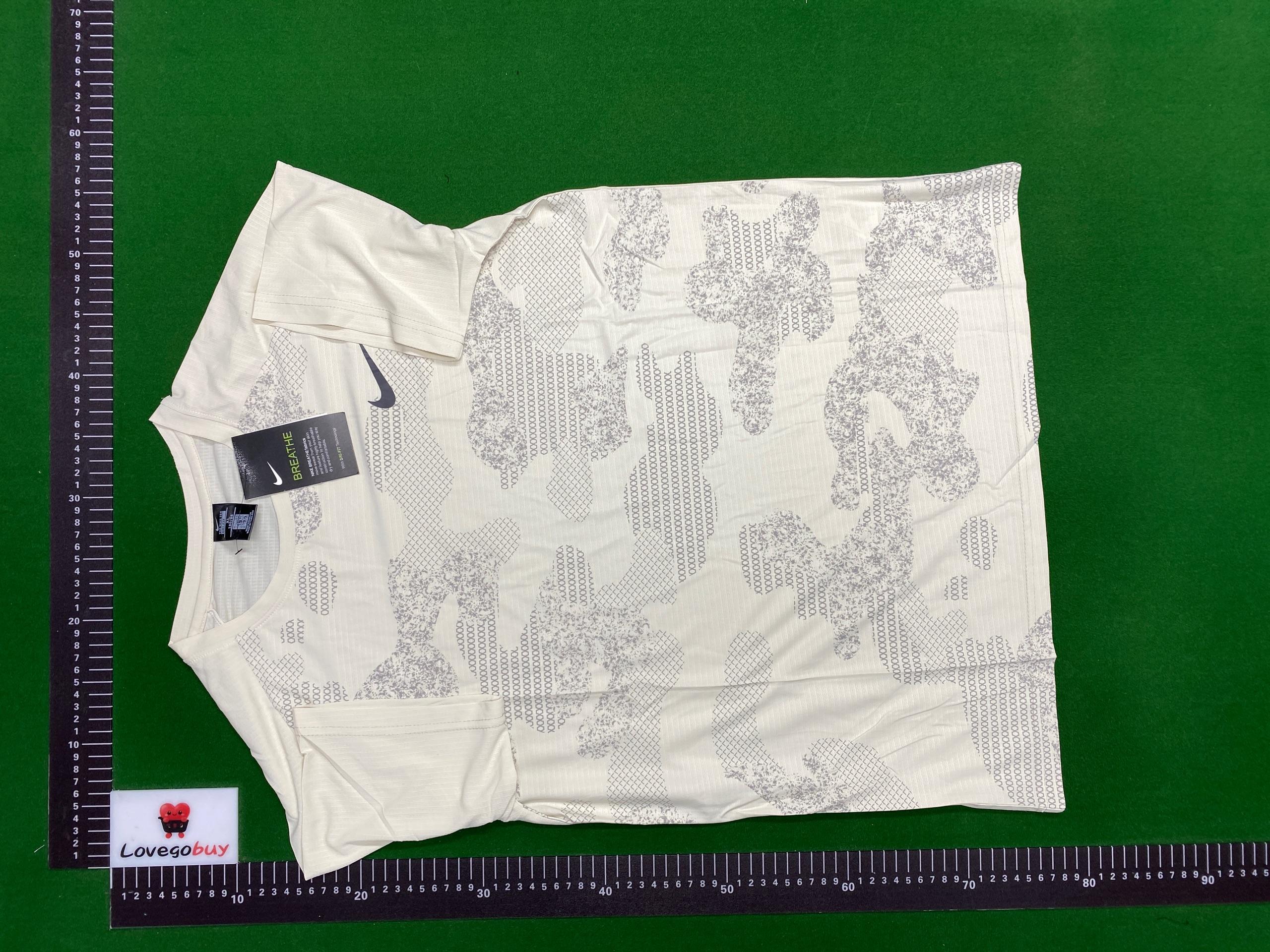 Foto QC 1 de Nike T-shirt Camo Beige