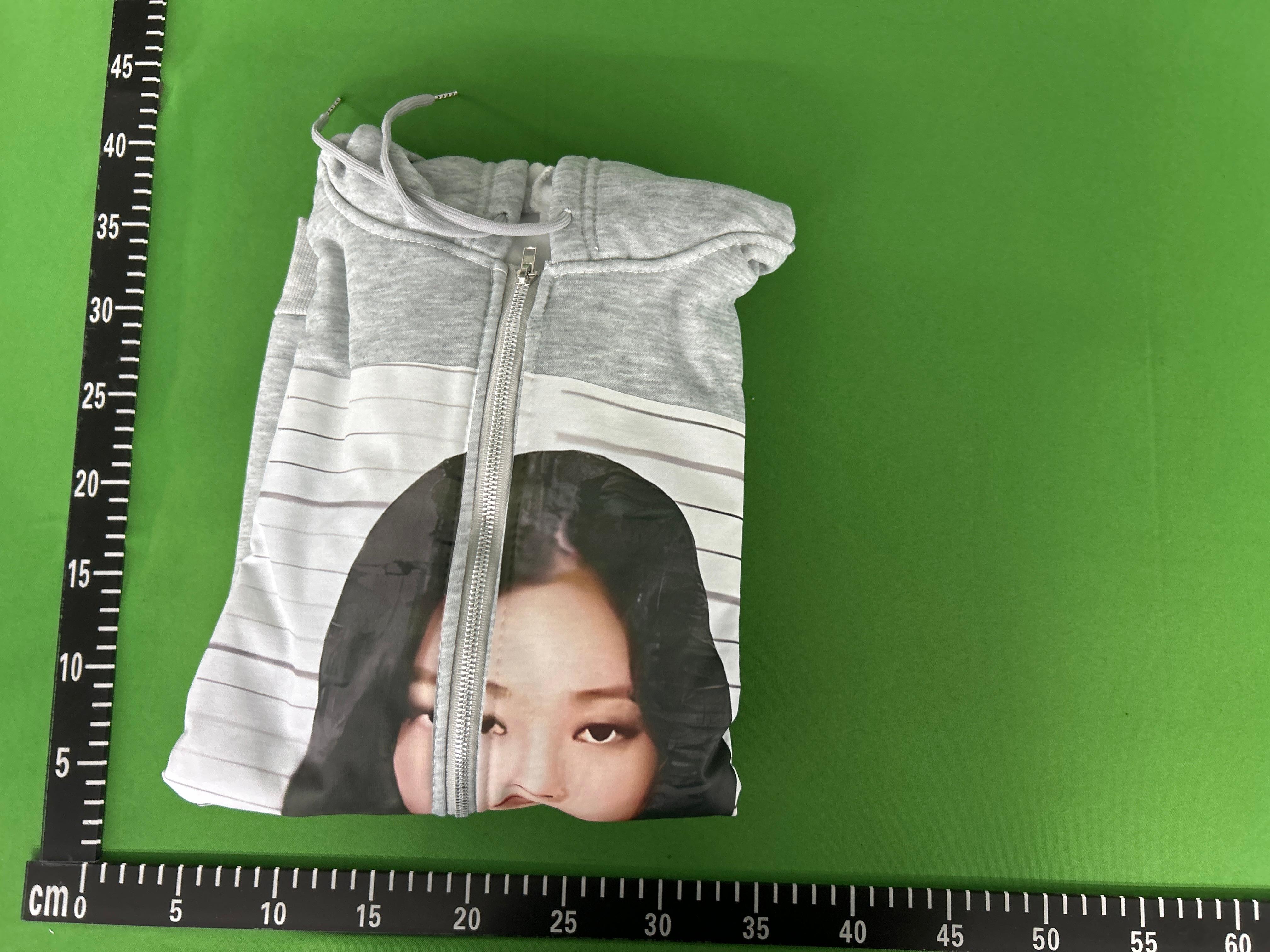 Foto QC 5 de Profit Minded Social Security Zip Up Jacket Pink