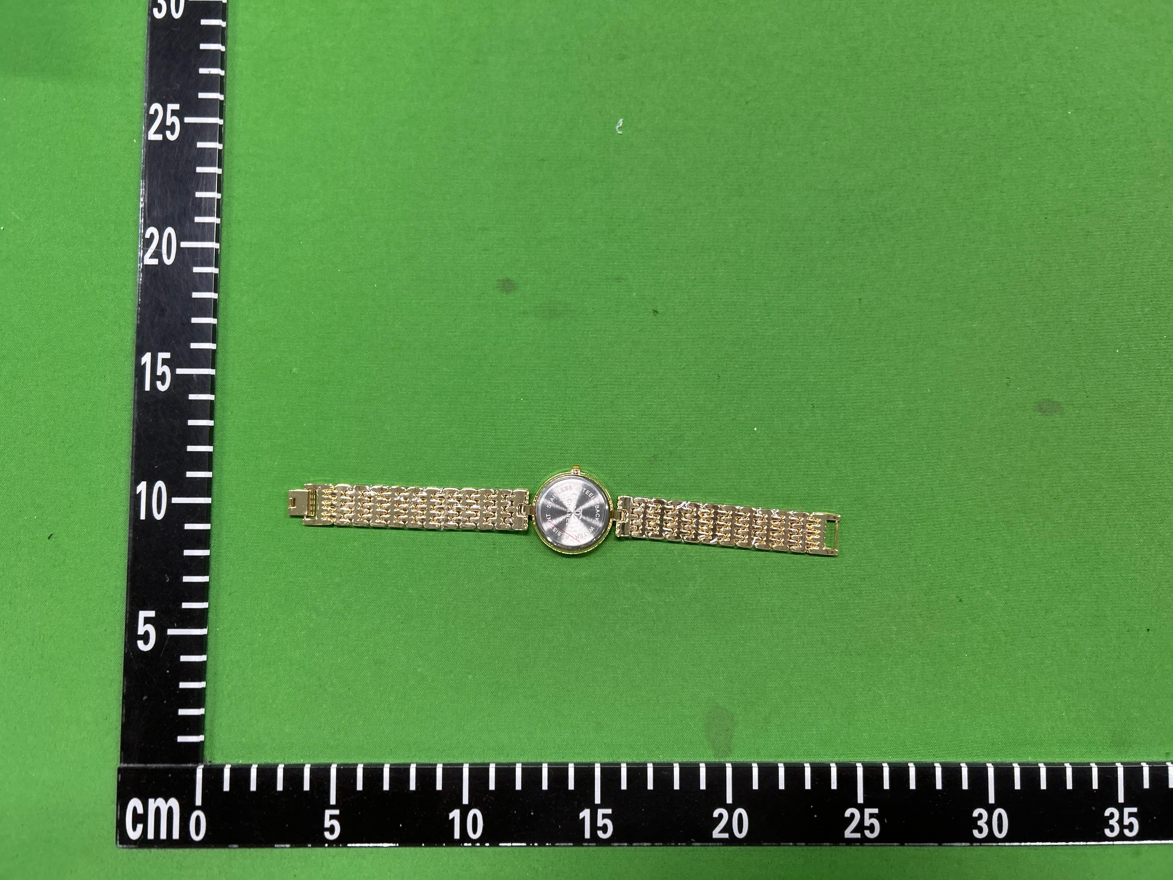 Foto QC 4 de Other Small Fragrant Style Diamond Quartz Watch