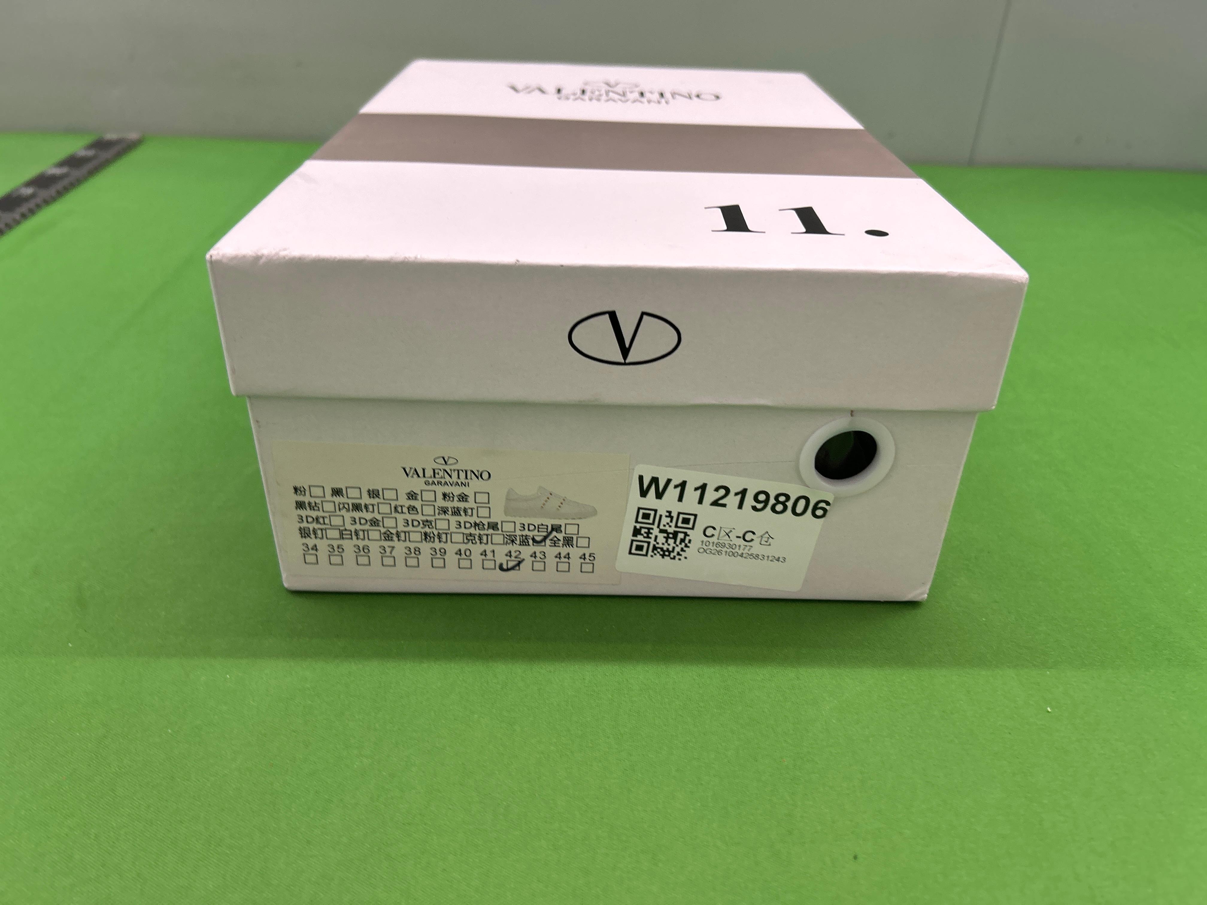 Foto QC 7 de Valentino Open Rockstud Leather Low Sneakers White Black