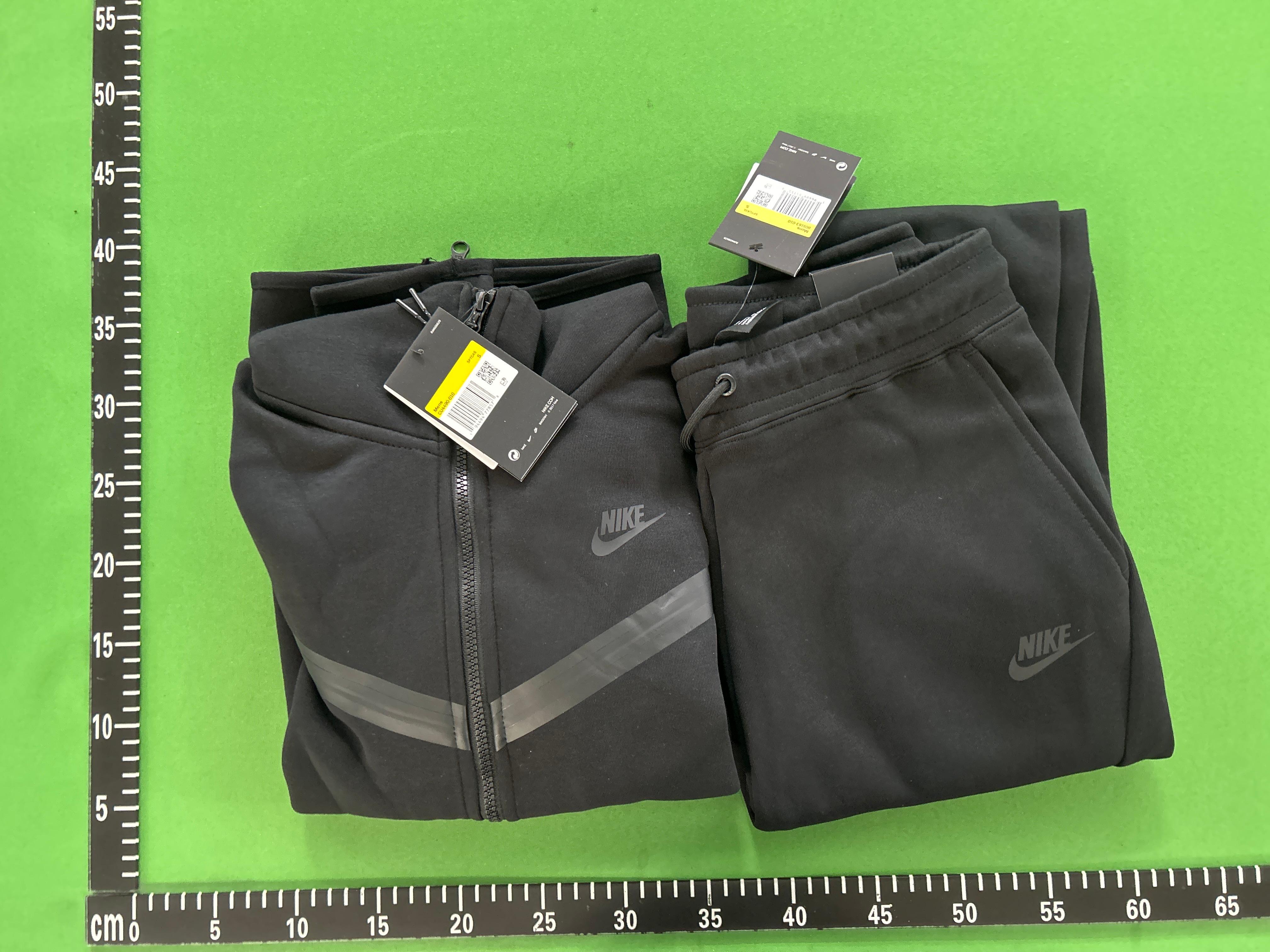 Foto QC 1 de Nike Tech Fleece Jacket Windrunner Grey Black
