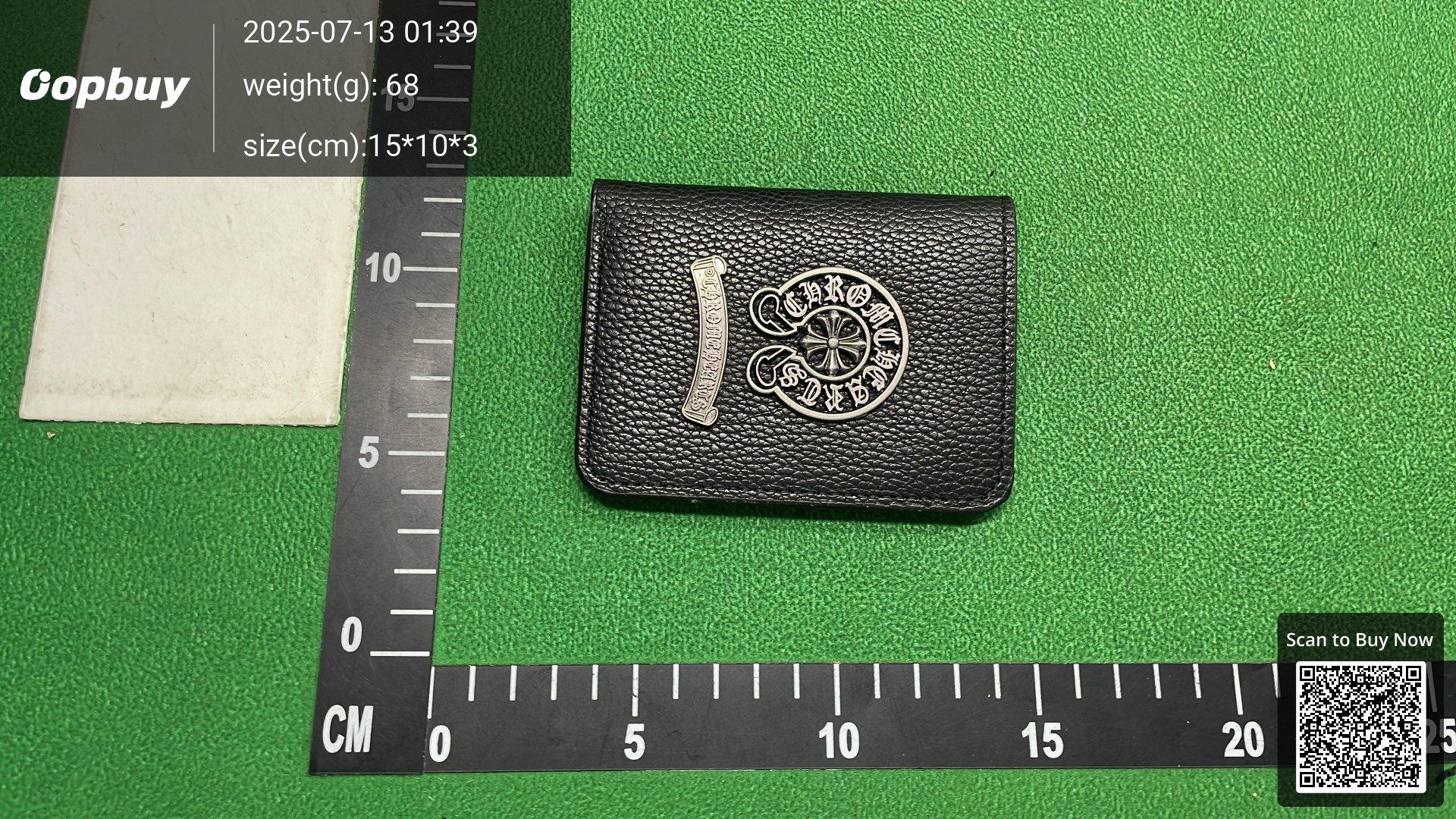 Foto QC 3 de Chrome Hearts Cross Bifold Wallet Pebbled Leather Black