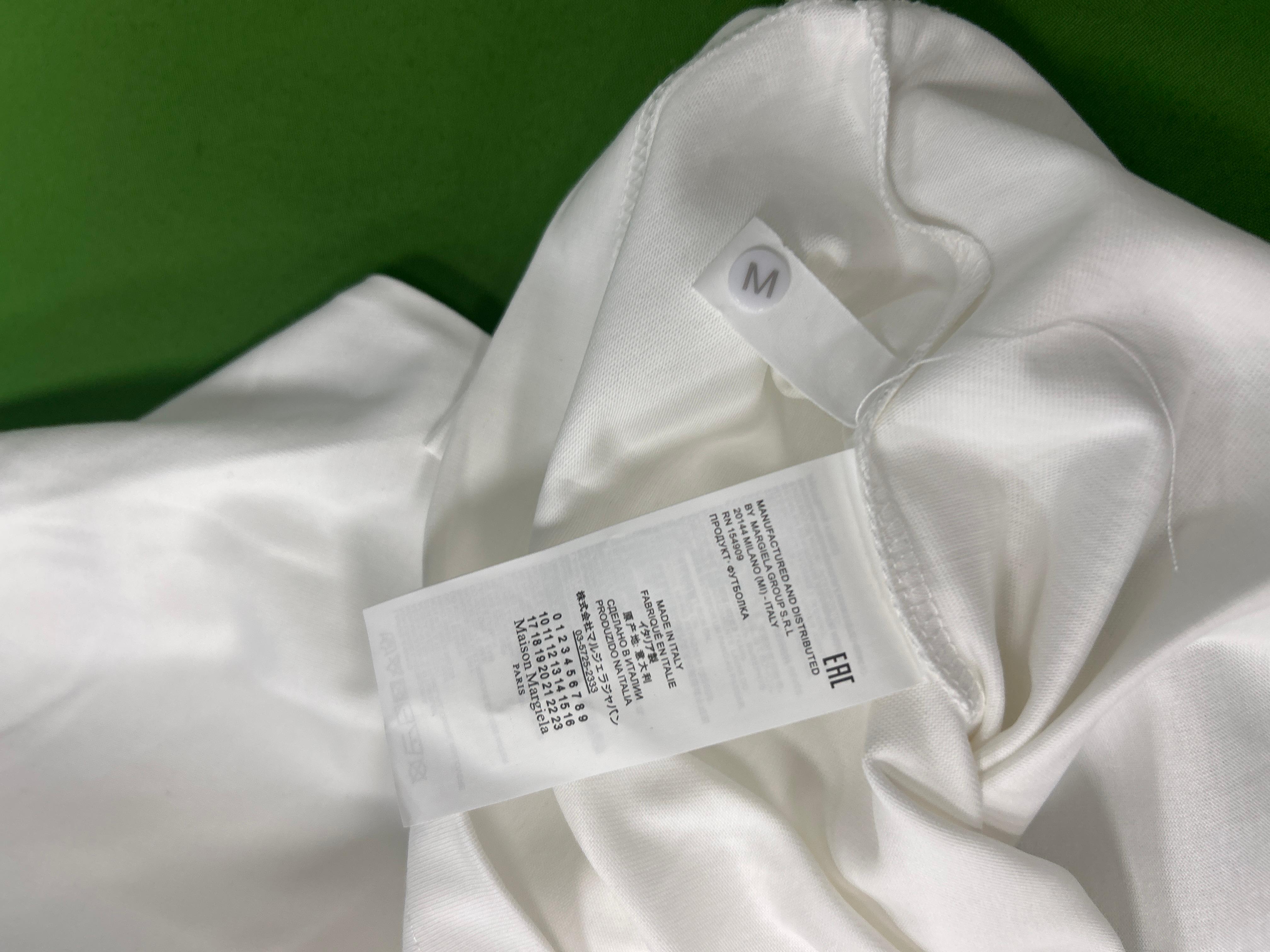 Foto QC 8 de Maison Margiela Numeric Logo Long Sleeve T-shirt White