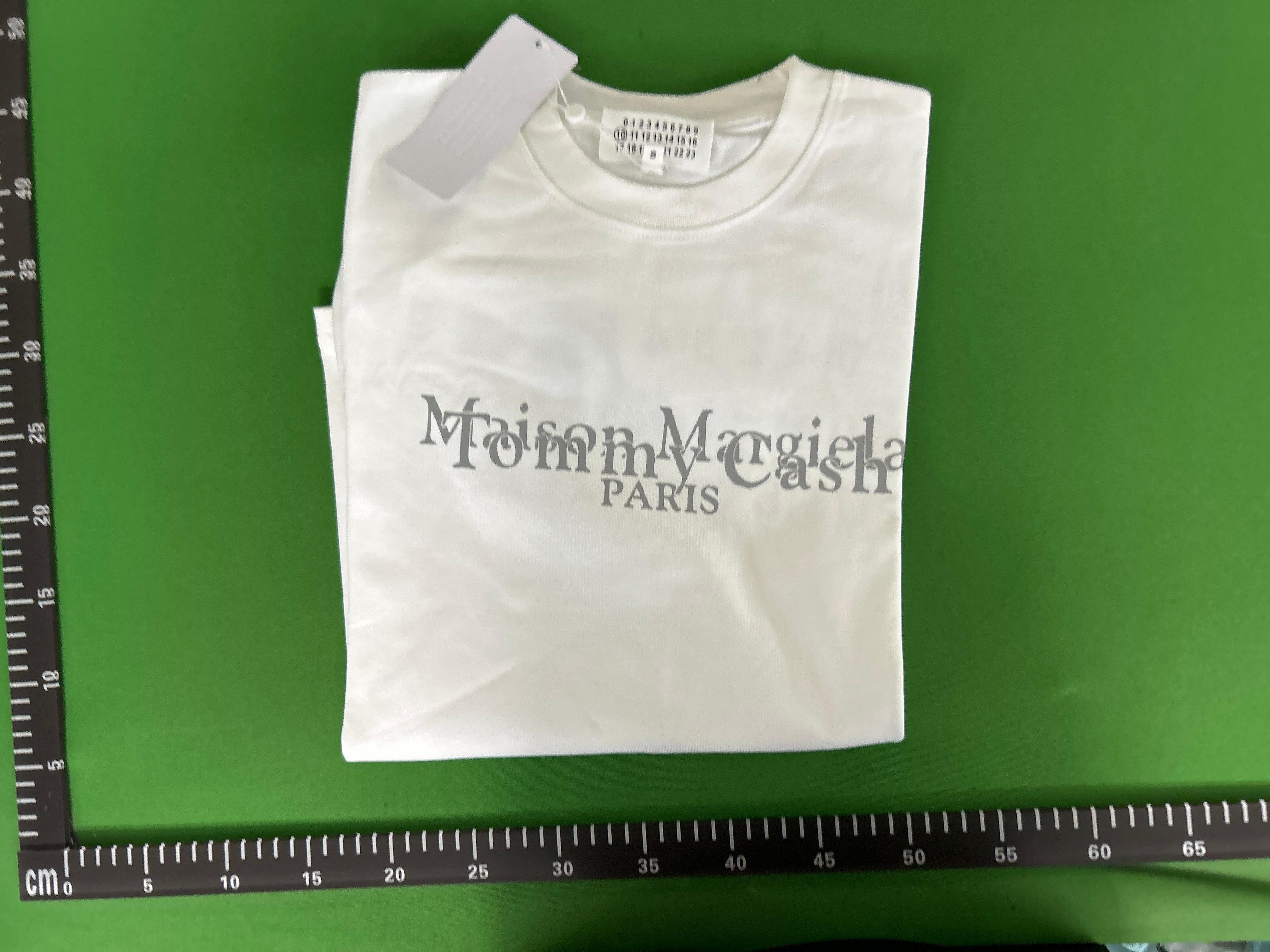 Foto QC 1 de Maison Margiela T-shirt Numeric Logo Black