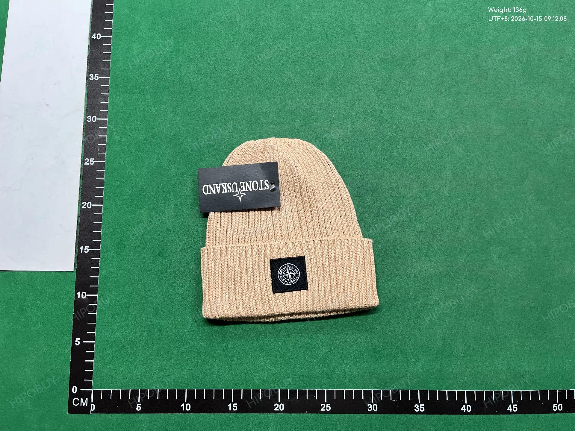 Foto QC 4 de Stone Island Compass Logo Beanie Black