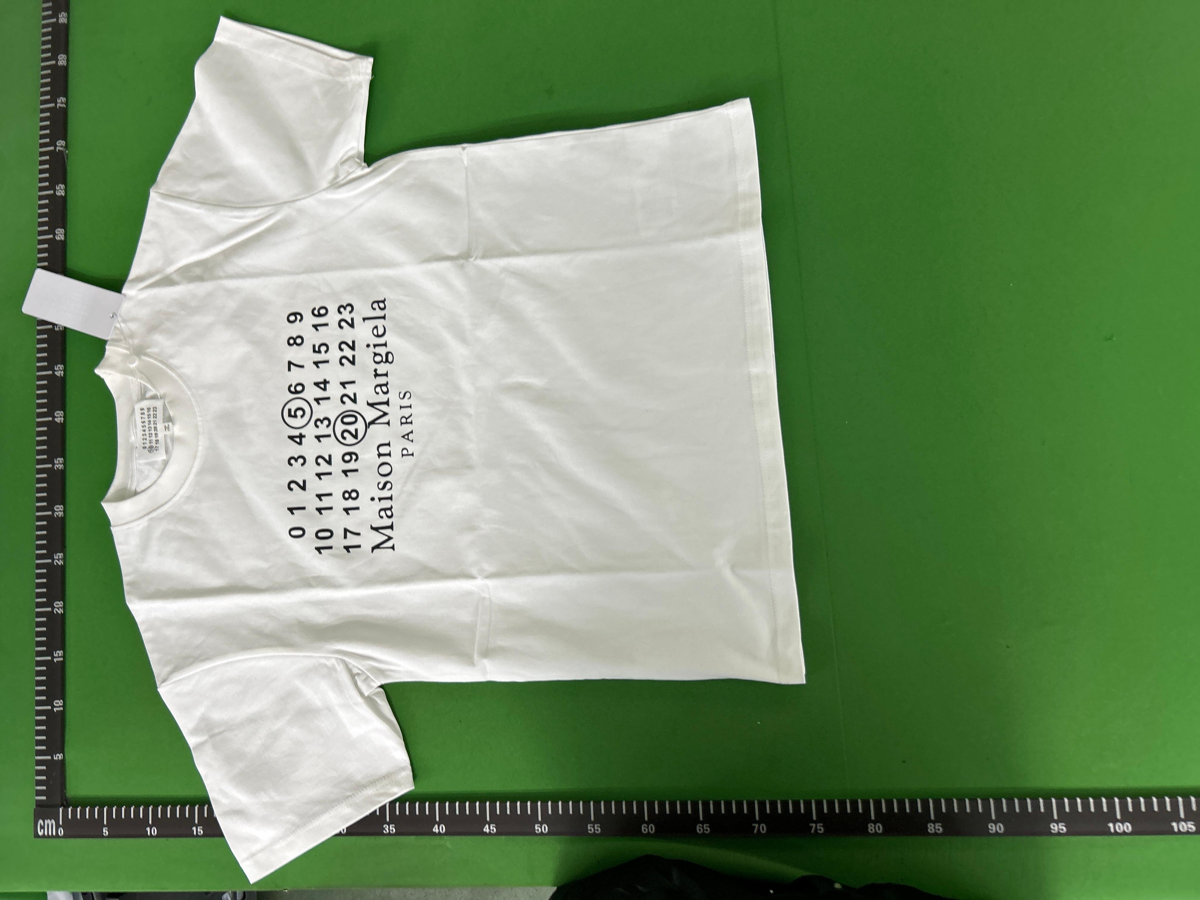 Foto QC 7 de Maison Margiela T-shirt Numeric Logo Black