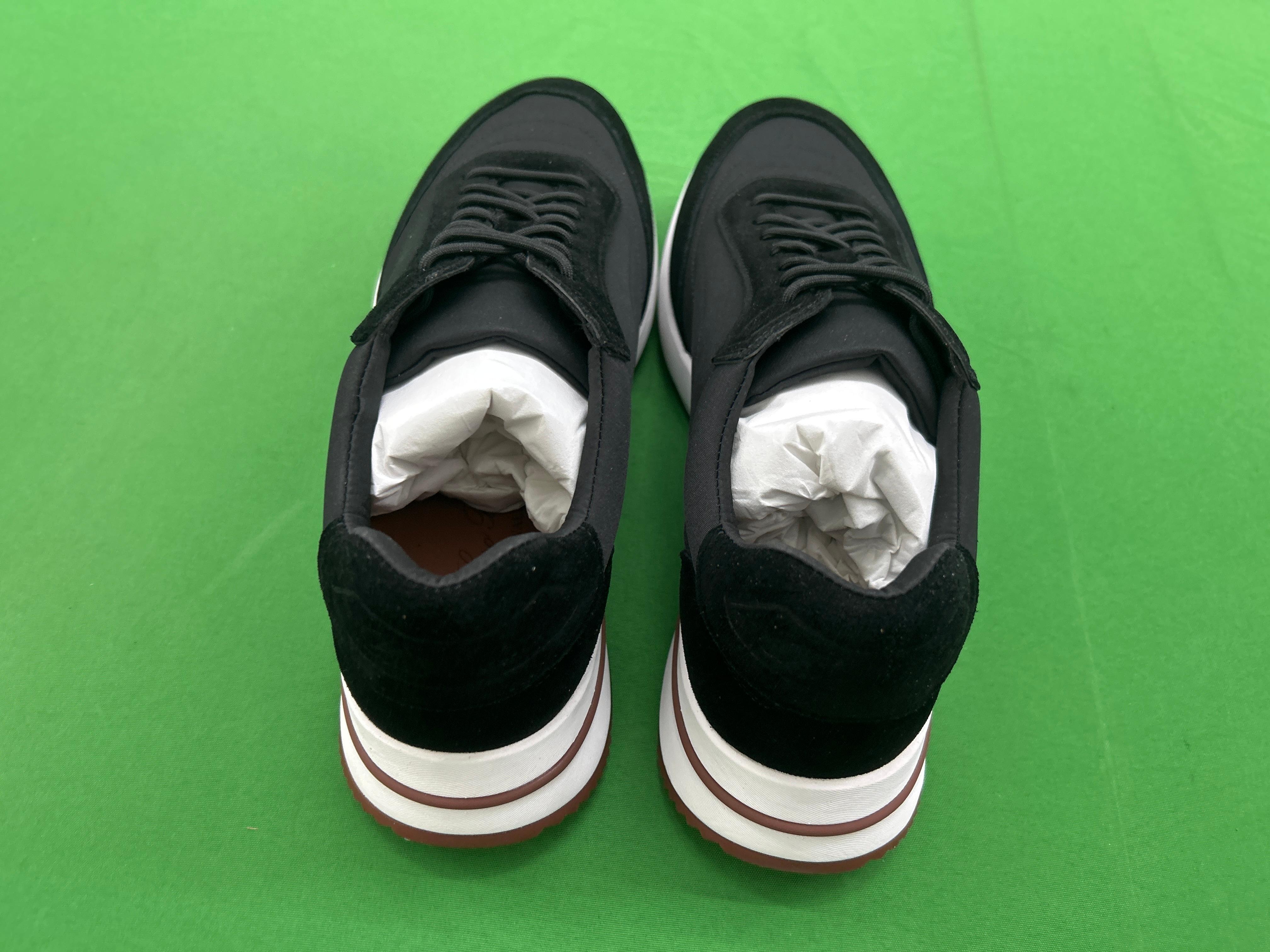 Foto QC 3 de Loro Piana 360 LP