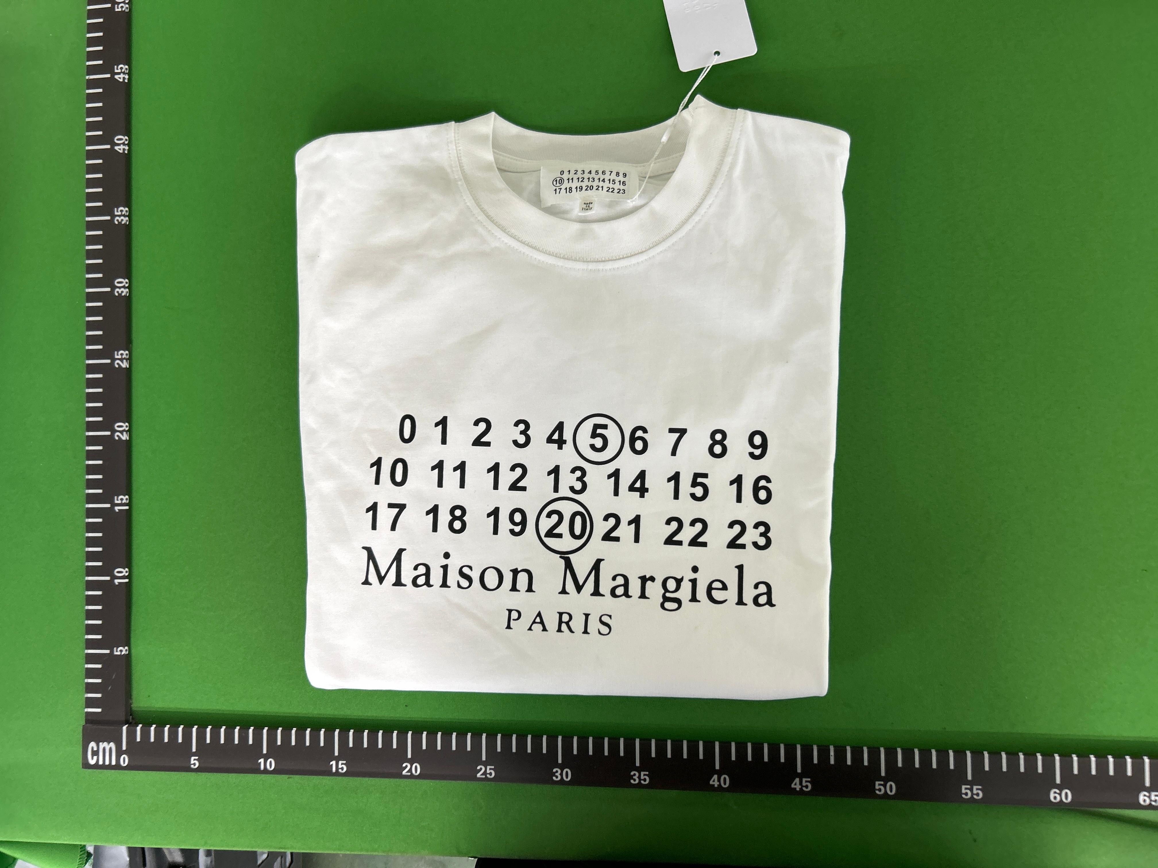 Foto QC 5 de Maison Margiela T-shirt Numeric Logo Black