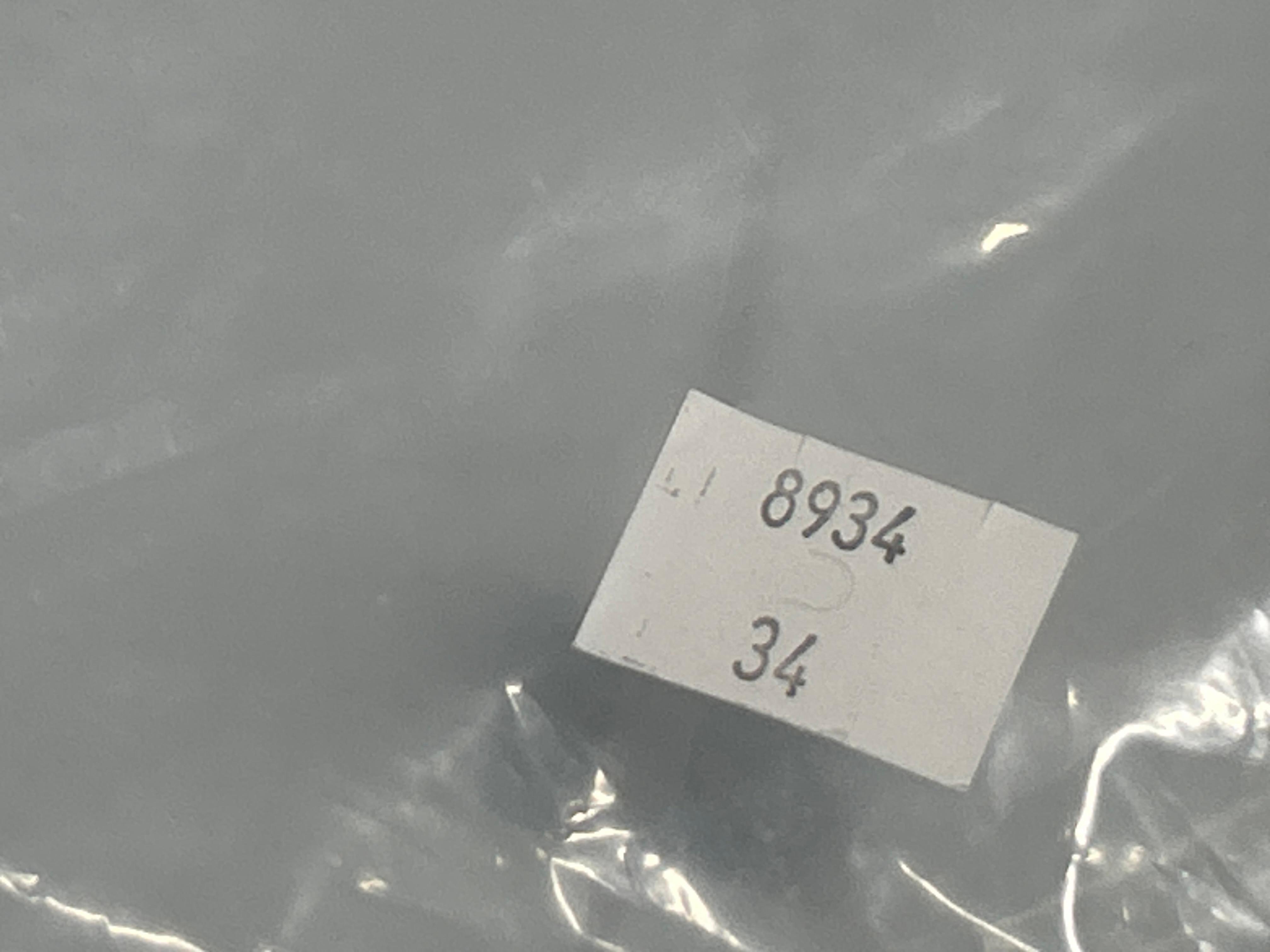 Foto QC 2 de Amiri Jeans Distressed Light Wash