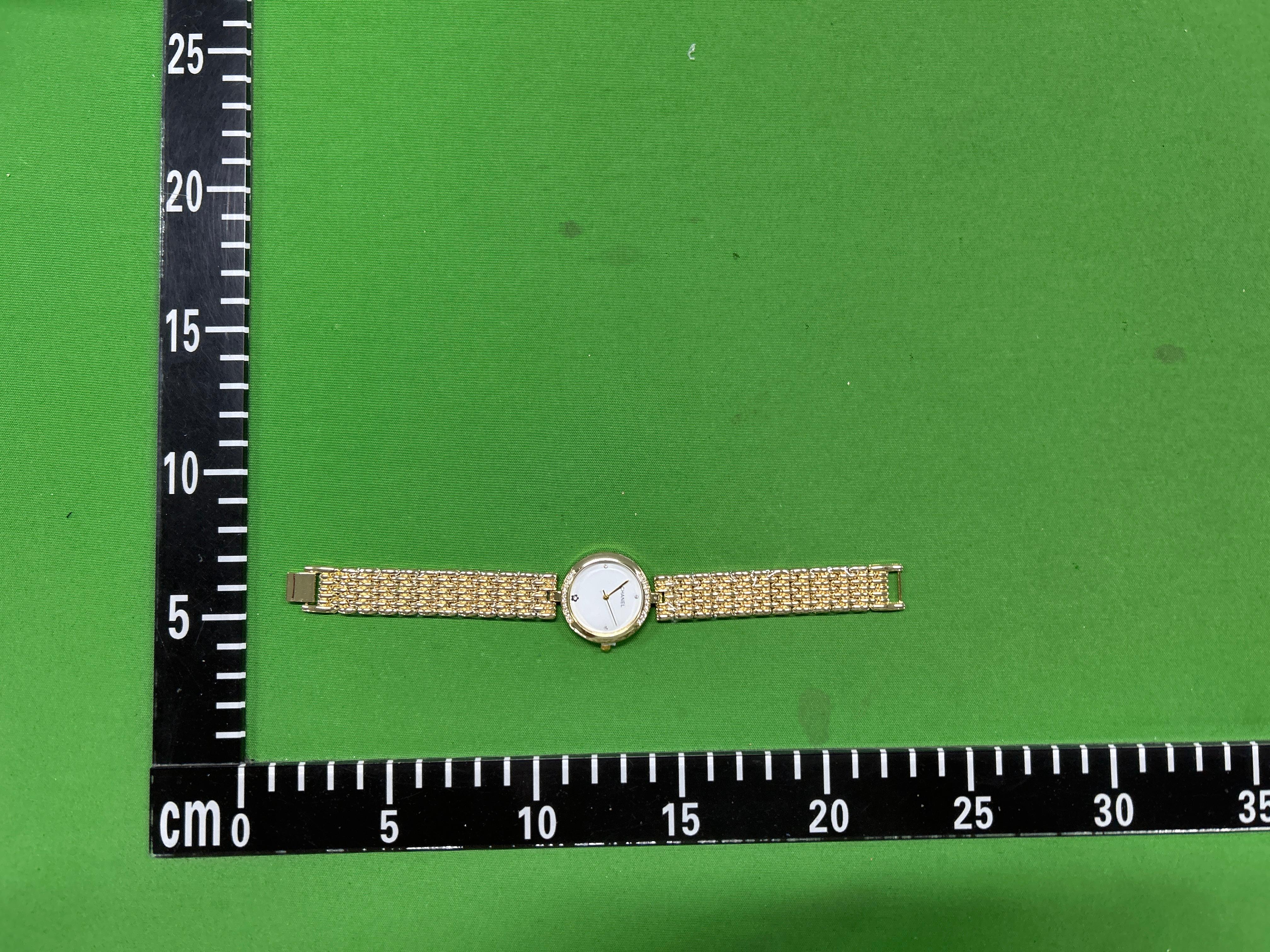 Foto QC 1 de Other Small Fragrant Style Diamond Quartz Watch