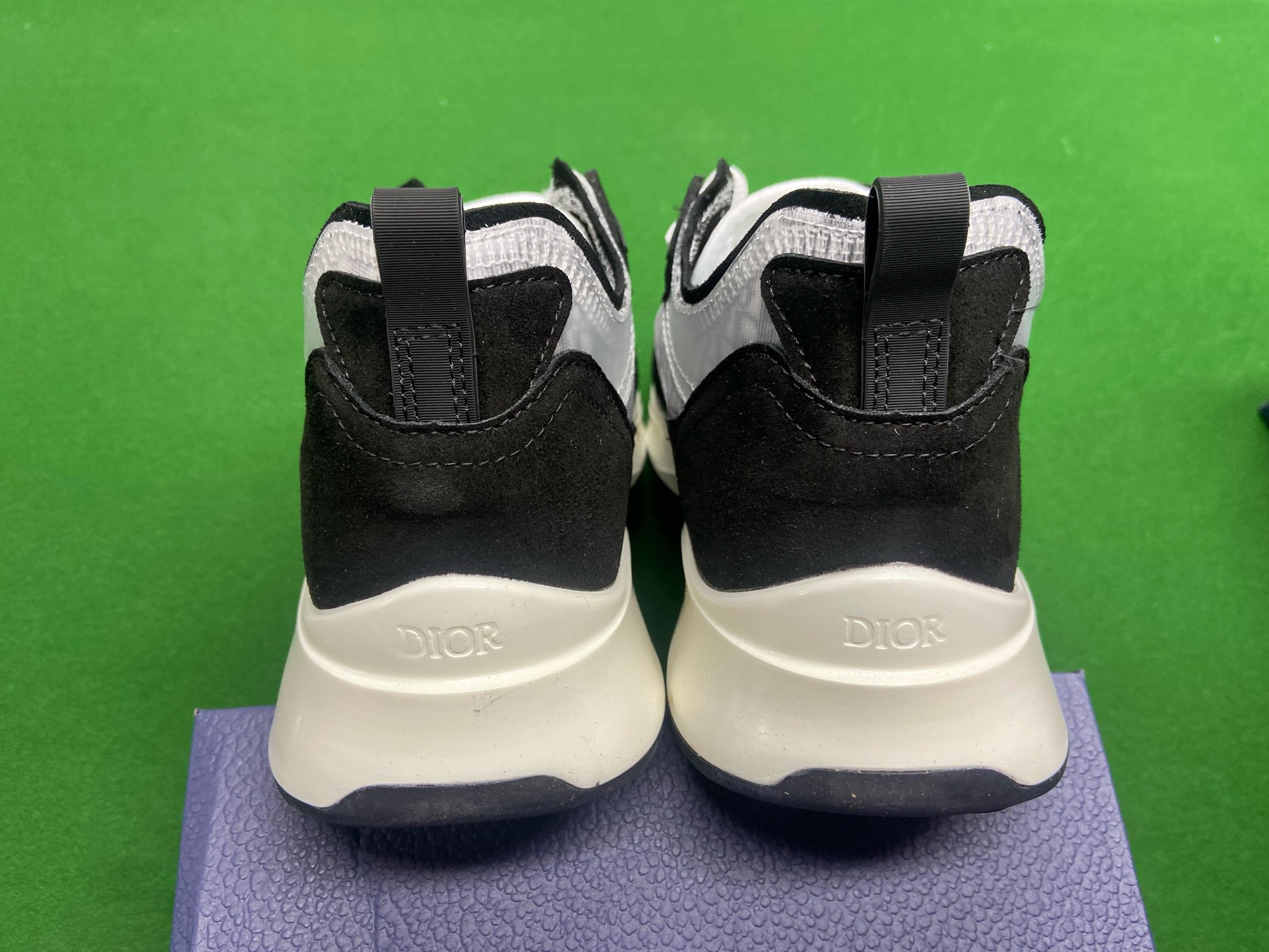 Foto QC 1 de Dior B25 Low Grey Dior Oblique