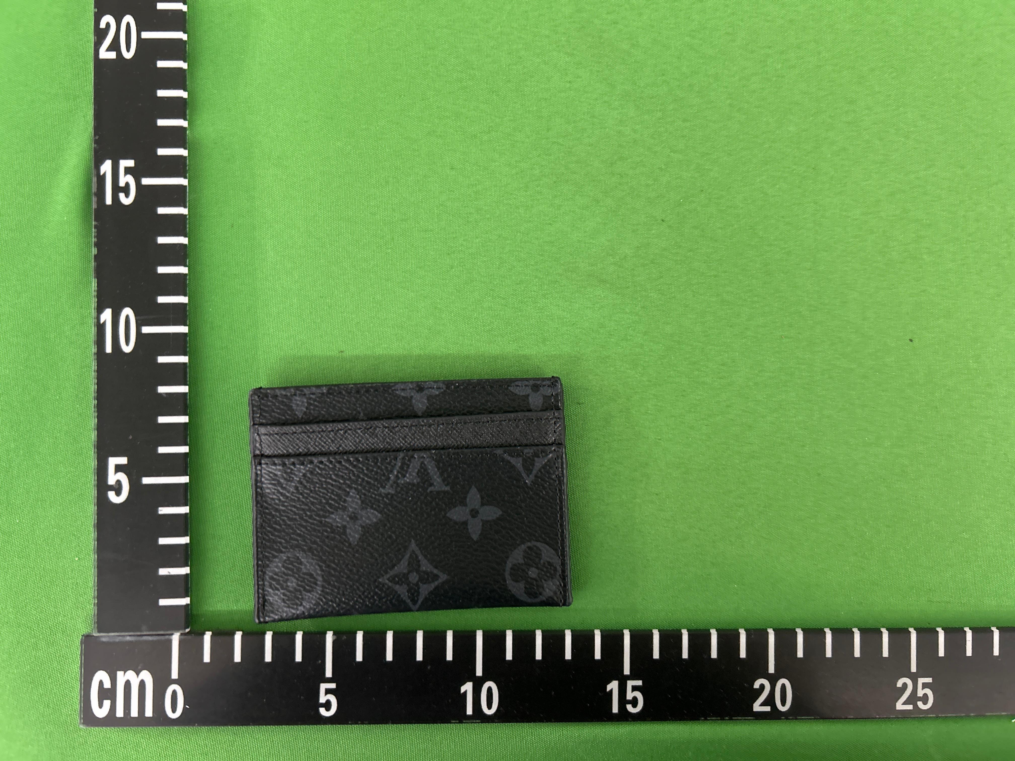 Foto QC 6 de Louis Vuitton Porte Cartes Simple Monogram Reverse Brown