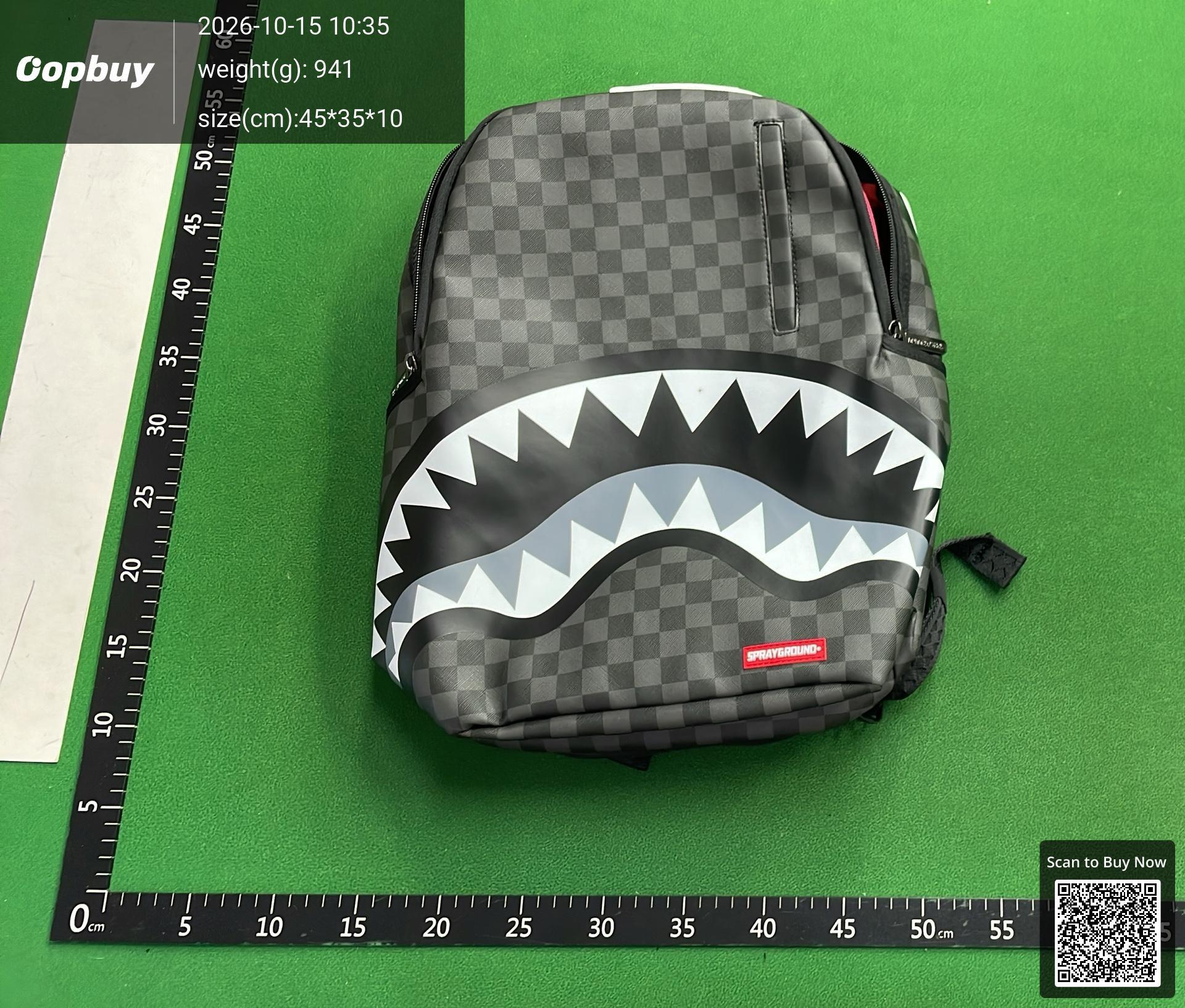 Foto QC 3 de Sprayground Sharks In Paris Backpack Black Grey Checkerboard