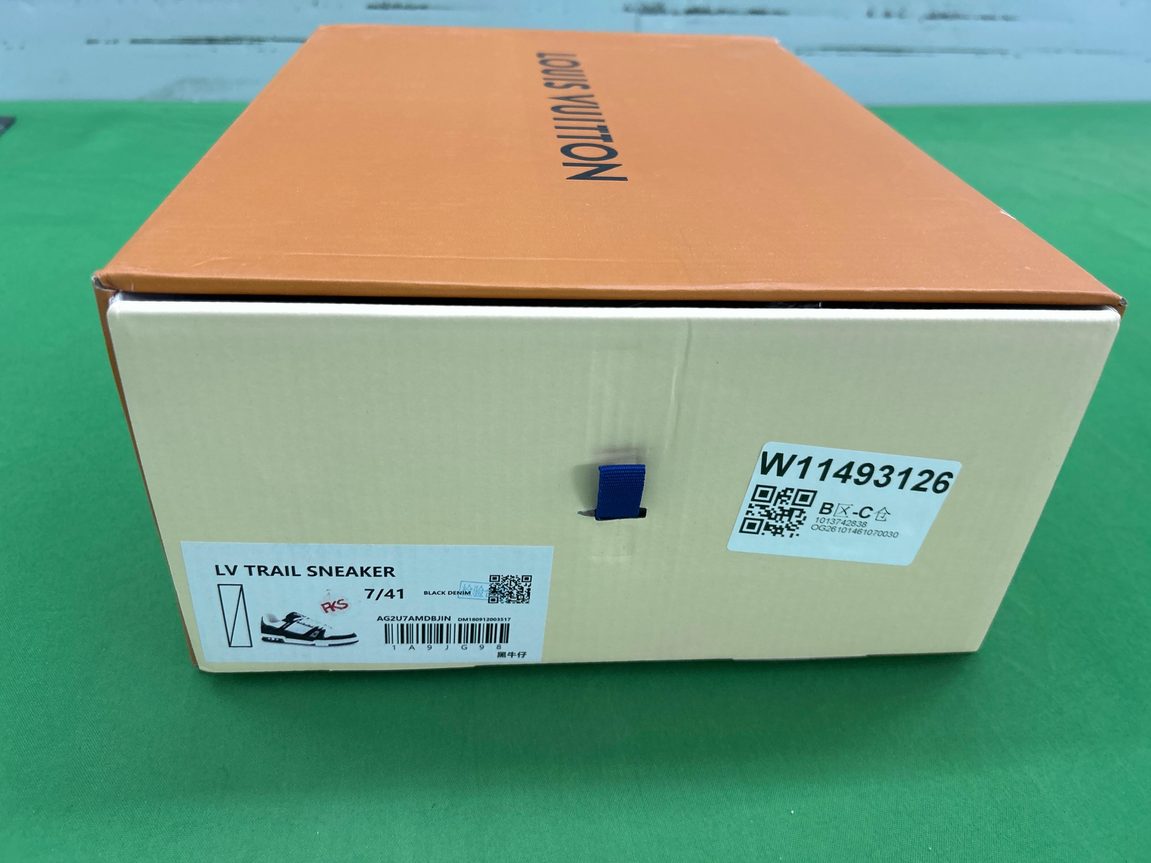 Foto QC 1 de Louis Vuitton Trainer Low Monogram Denim White