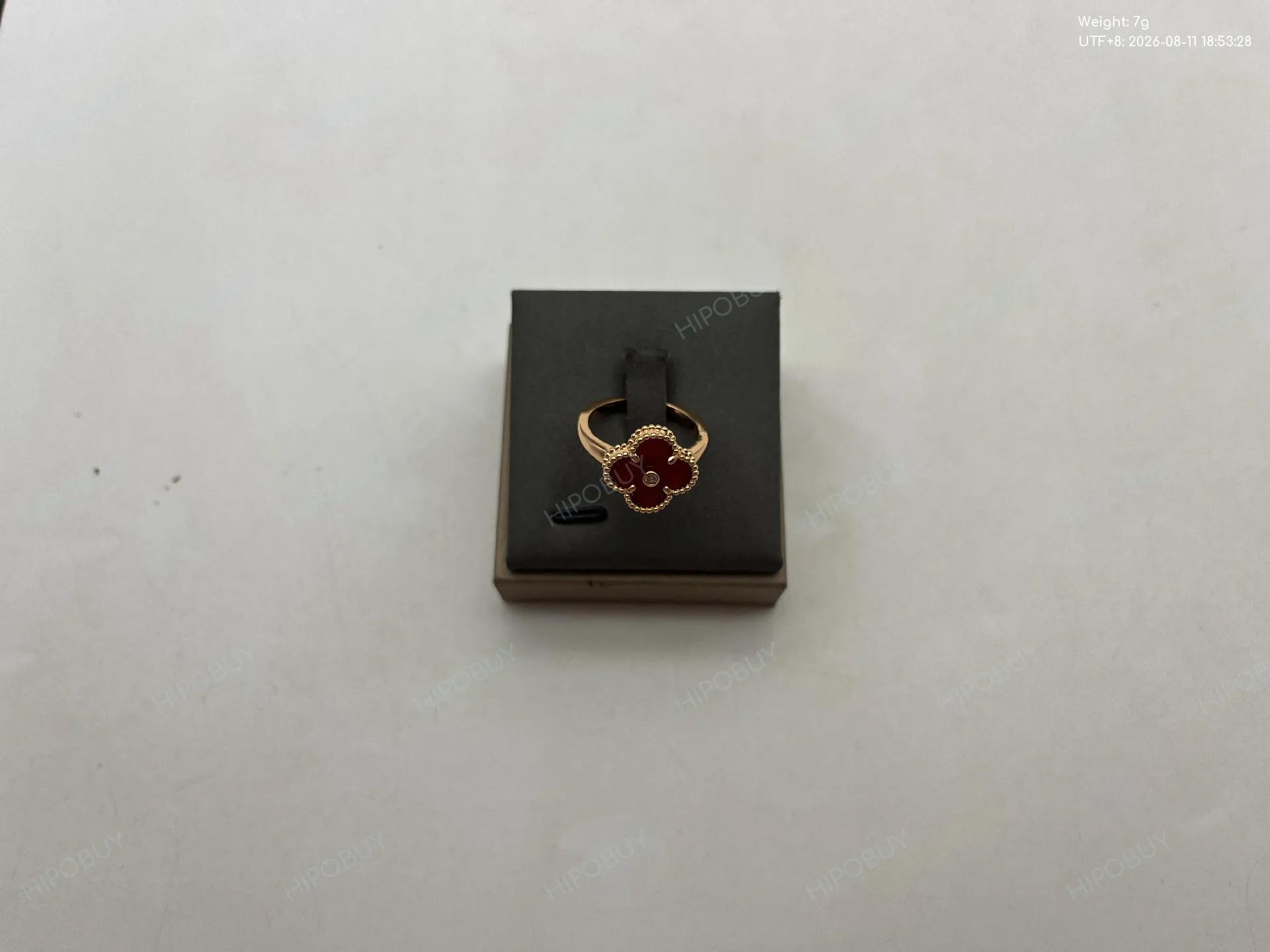 Foto QC 8 de Other Ring 18K Gold Mother-of-Pearl Pink