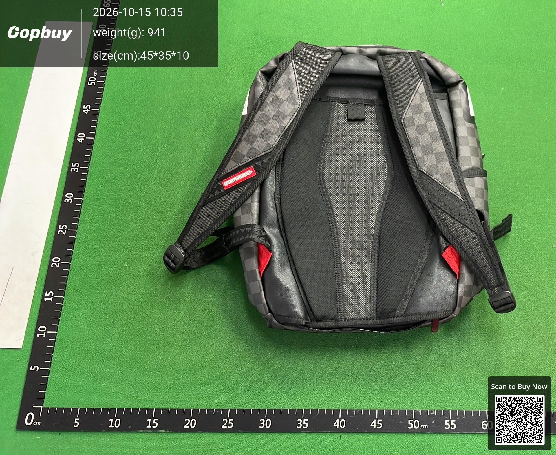 Foto QC 4 de Sprayground Sharks In Paris Backpack Black Grey Checkerboard