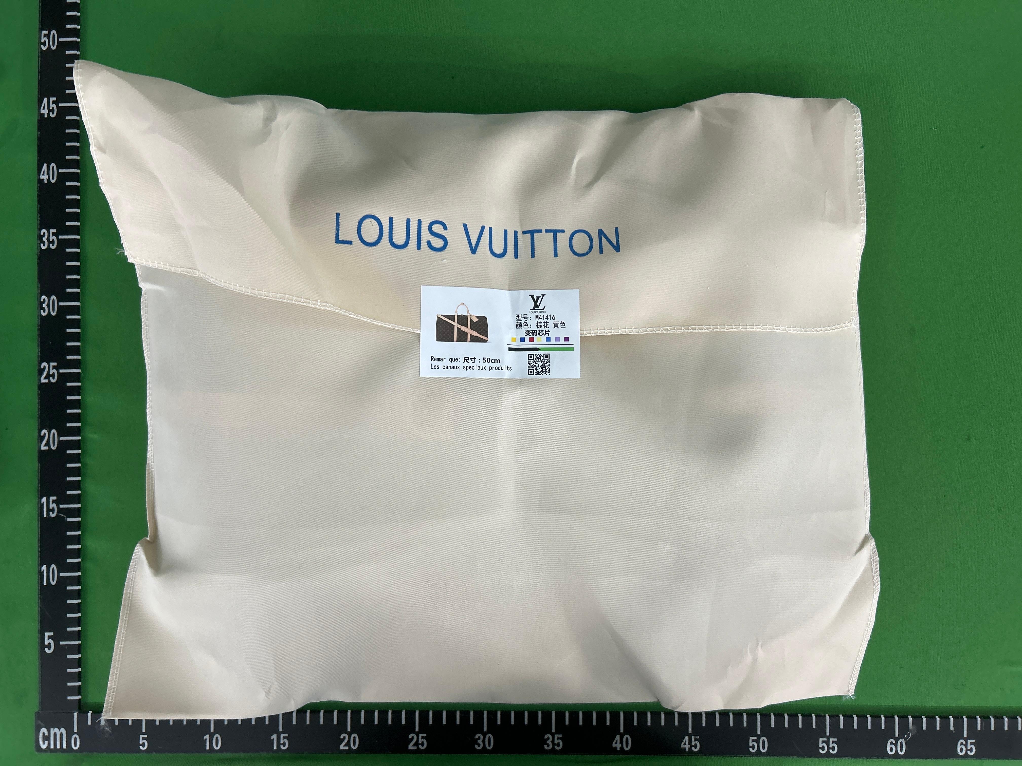 Foto QC 3 de Louis Vuitton Keepall Bandouliere 50 Monogram Eclipse