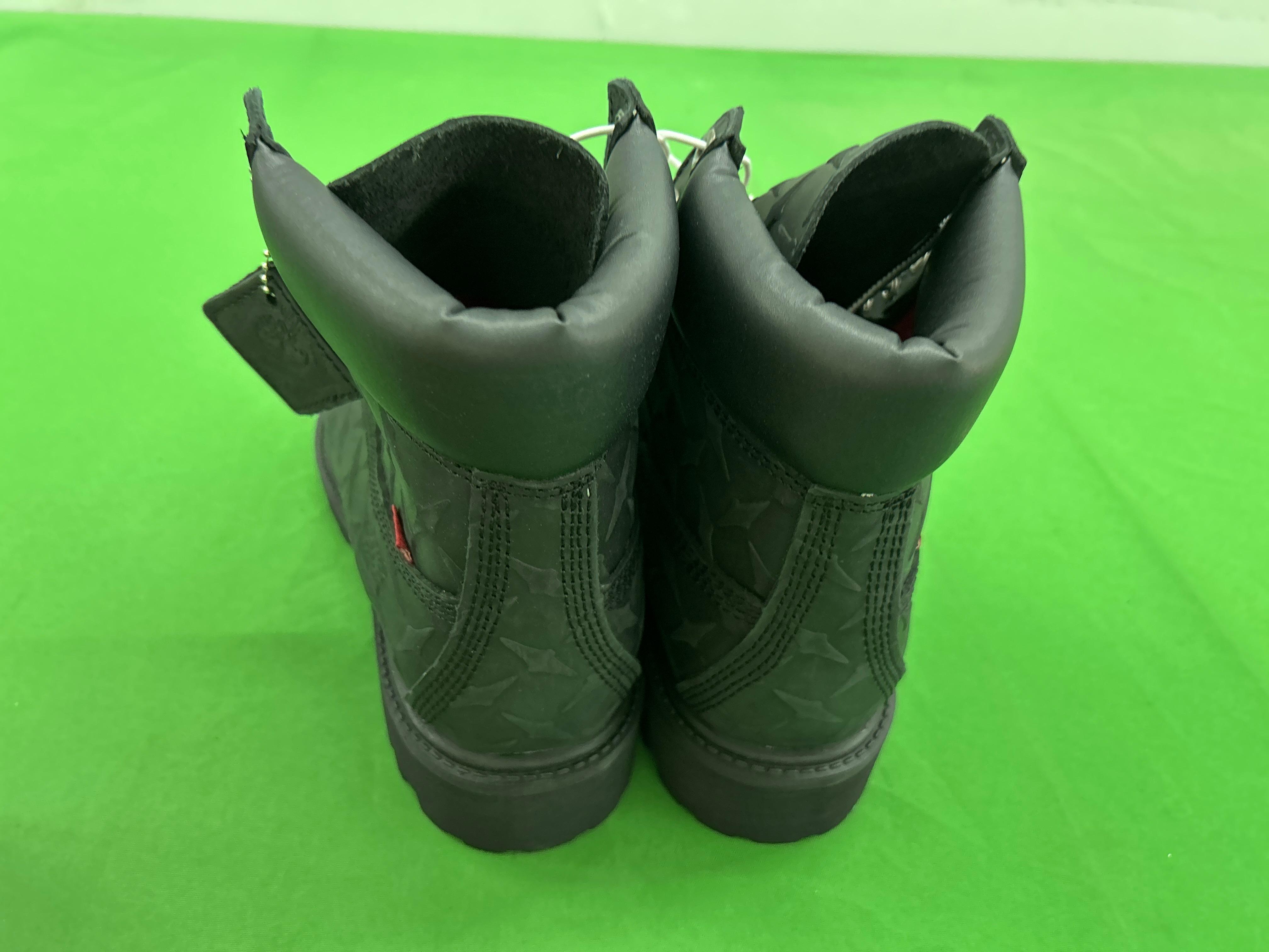 Foto QC 2 de Timberland 6-Inch Boot Leather Waterproof Black Supreme Embossed Stars sup10061