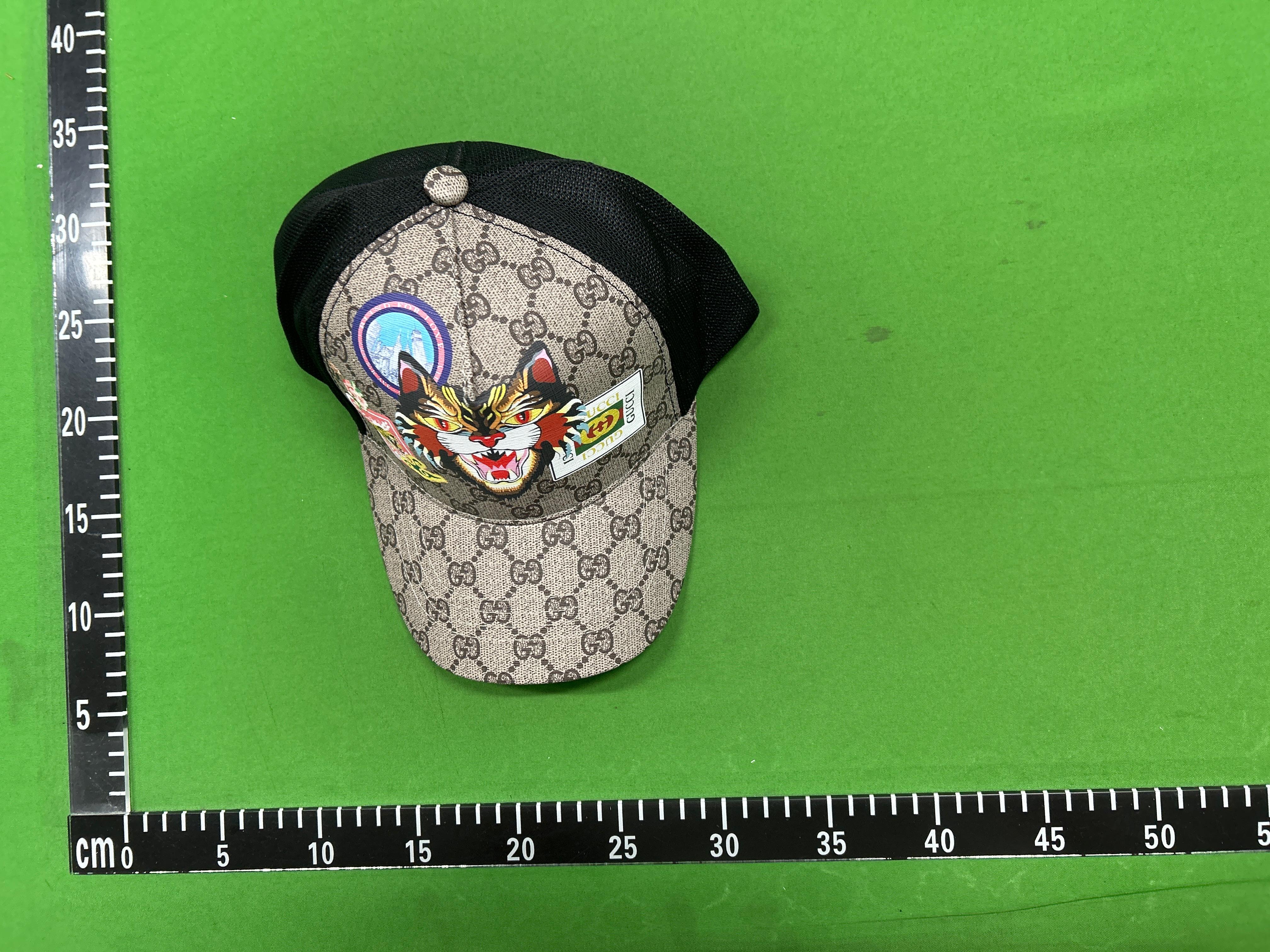 Foto QC 6 de Gucci GG Supreme Wolf Cap Black