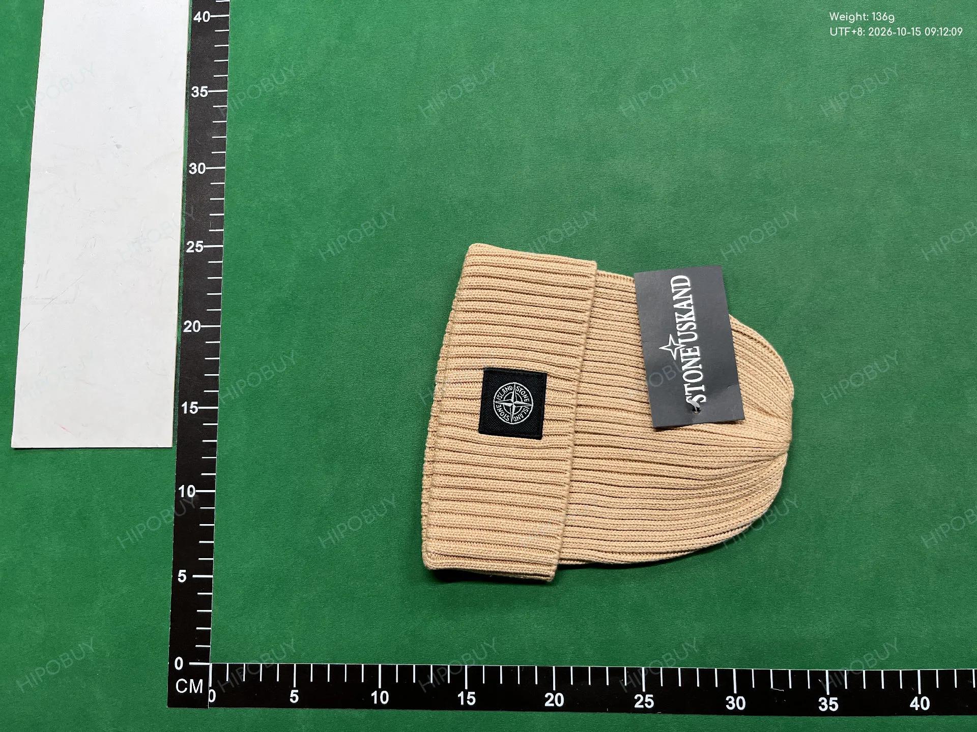 Foto QC 6 de Stone Island Compass Logo Beanie Black