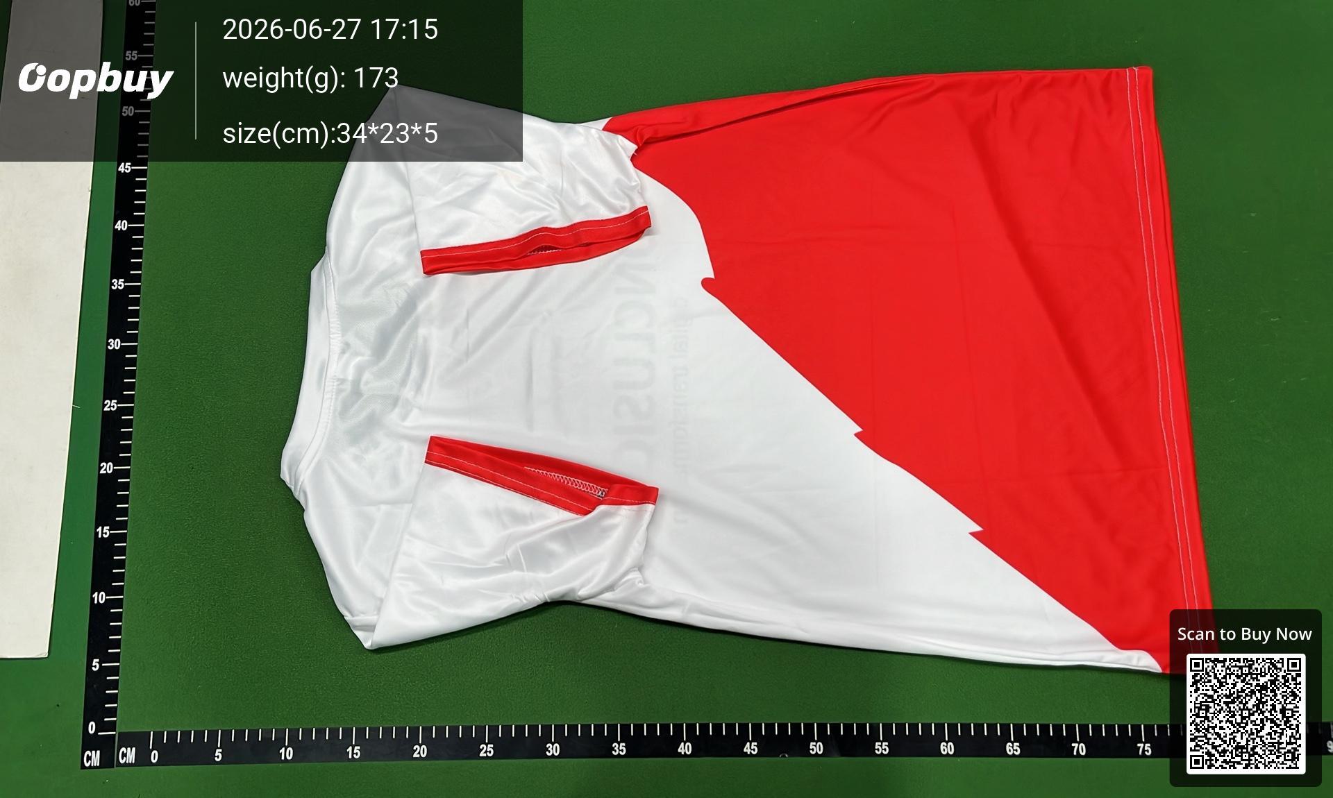 Foto QC 3 de FC Utrecht 2026 Home 3D Jersey White Red