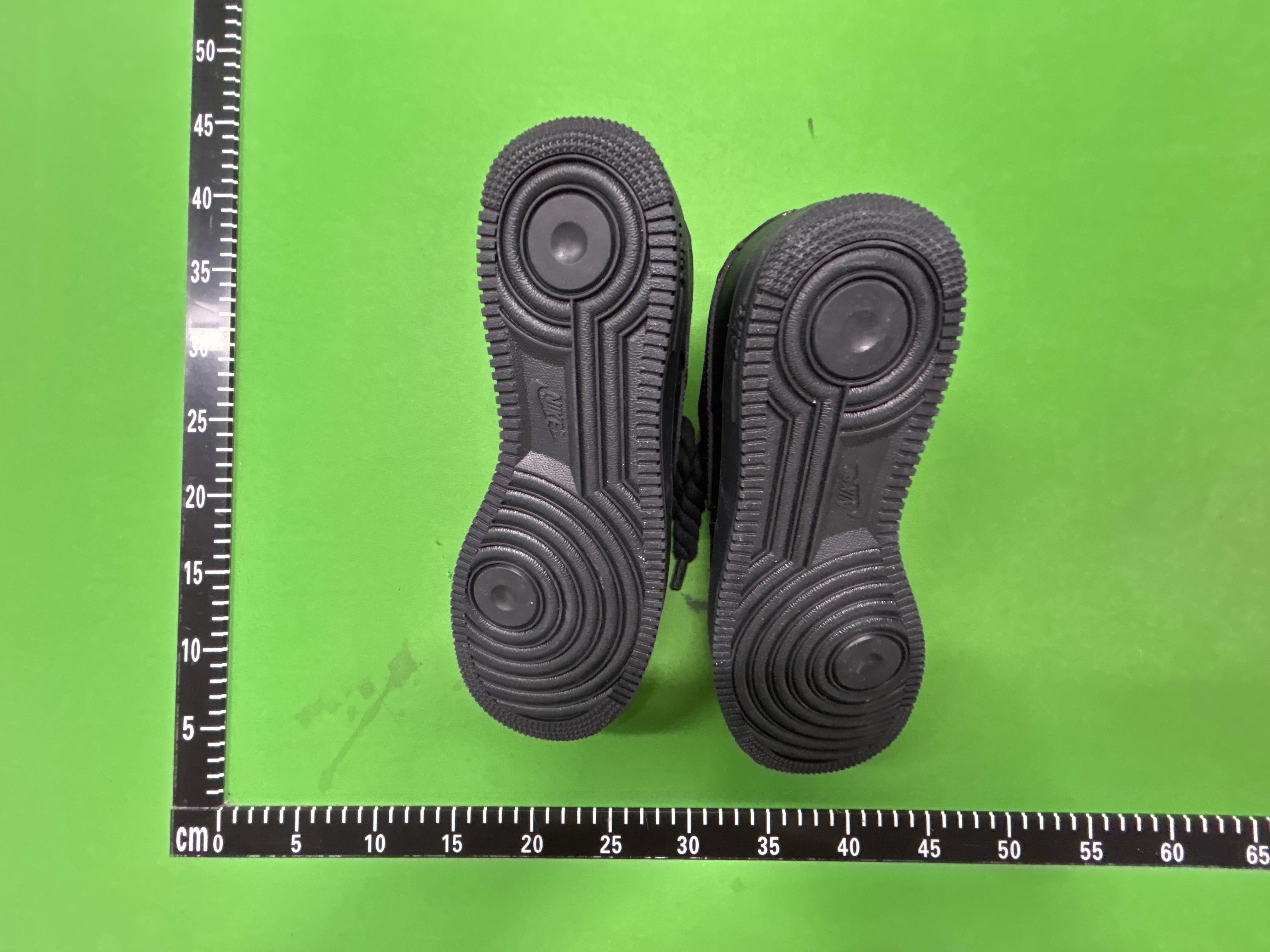 Foto QC 5 de Nike Air Force 1 Low '07 Triple Black Rope Laces CW2288-001