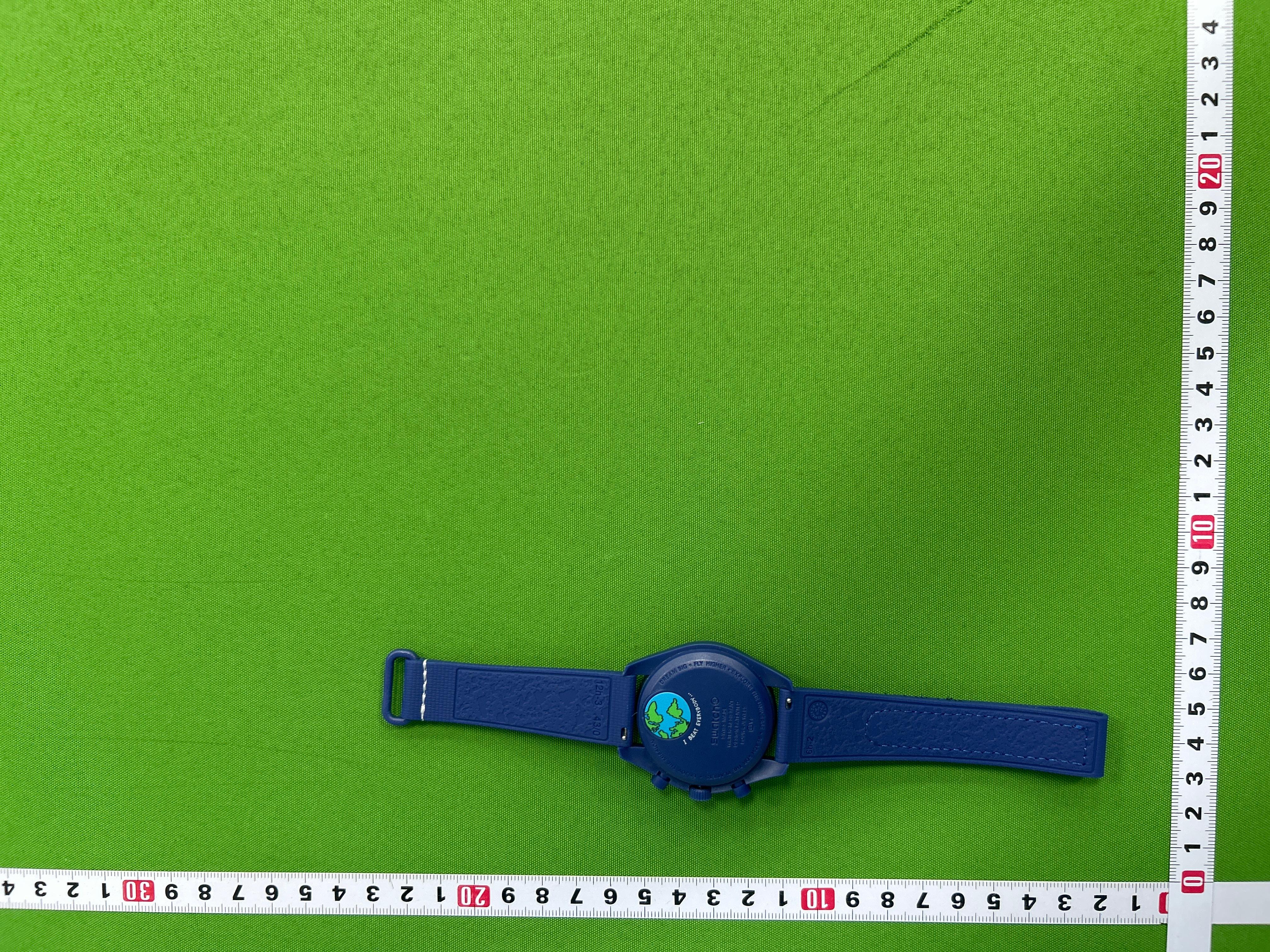 Foto QC 7 de Swatch x Omega Bioceramic Moonswatch Mission to Mercury SO33A100