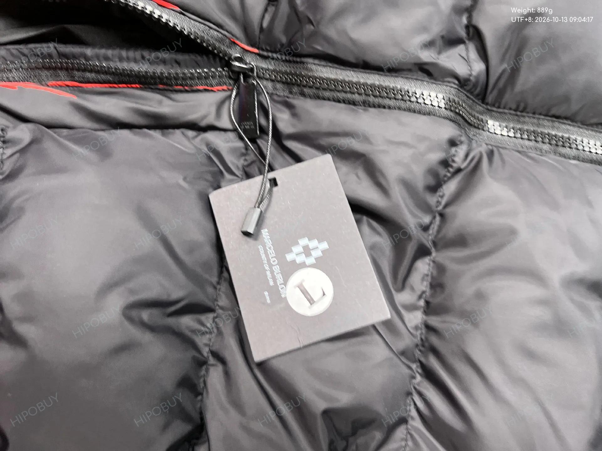 Foto QC 5 de Marcelo Burlon Wings Puffer Jacket Hooded Black Red