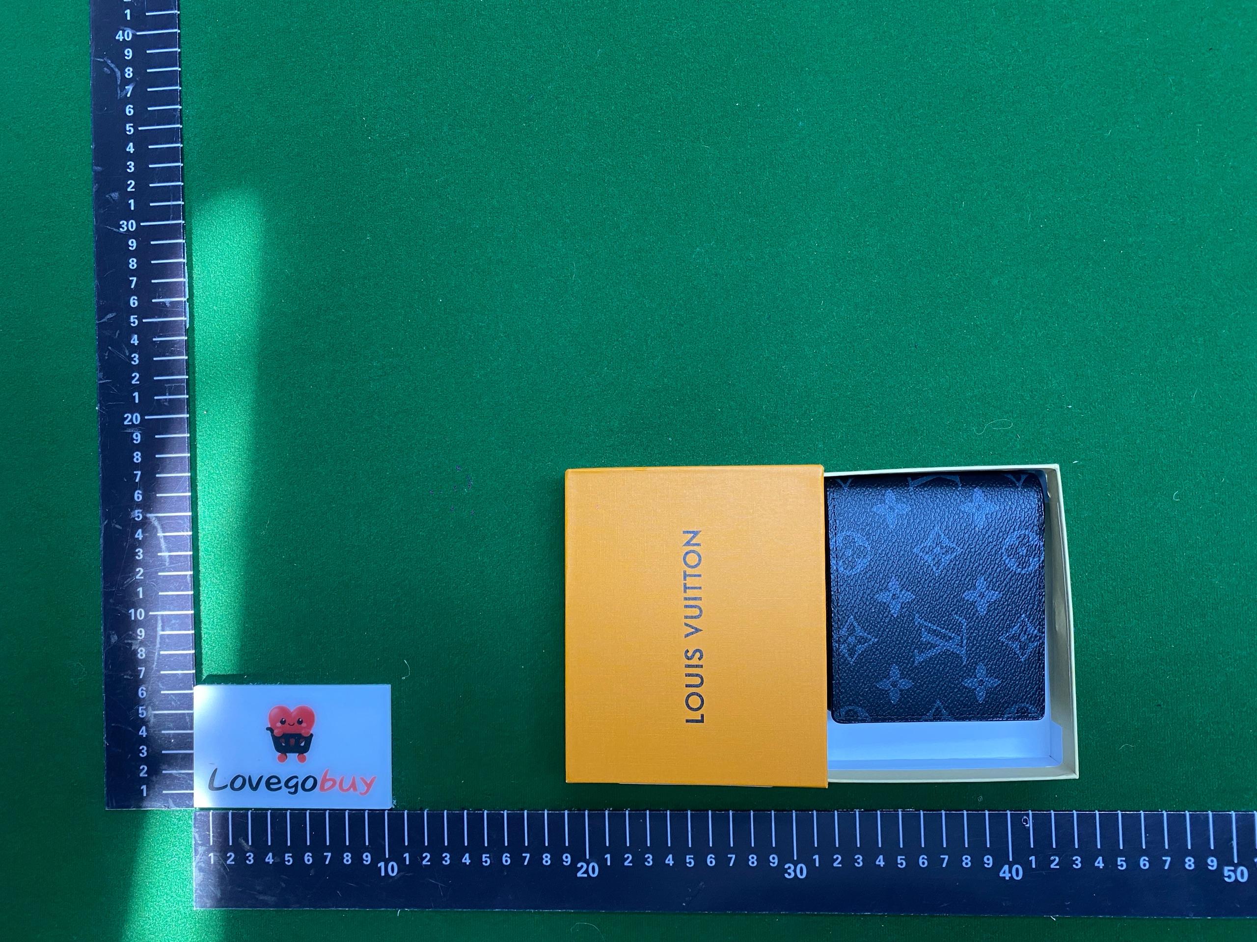 Foto QC 7 de Louis Vuitton Multiple Wallet Monogram Eclipse