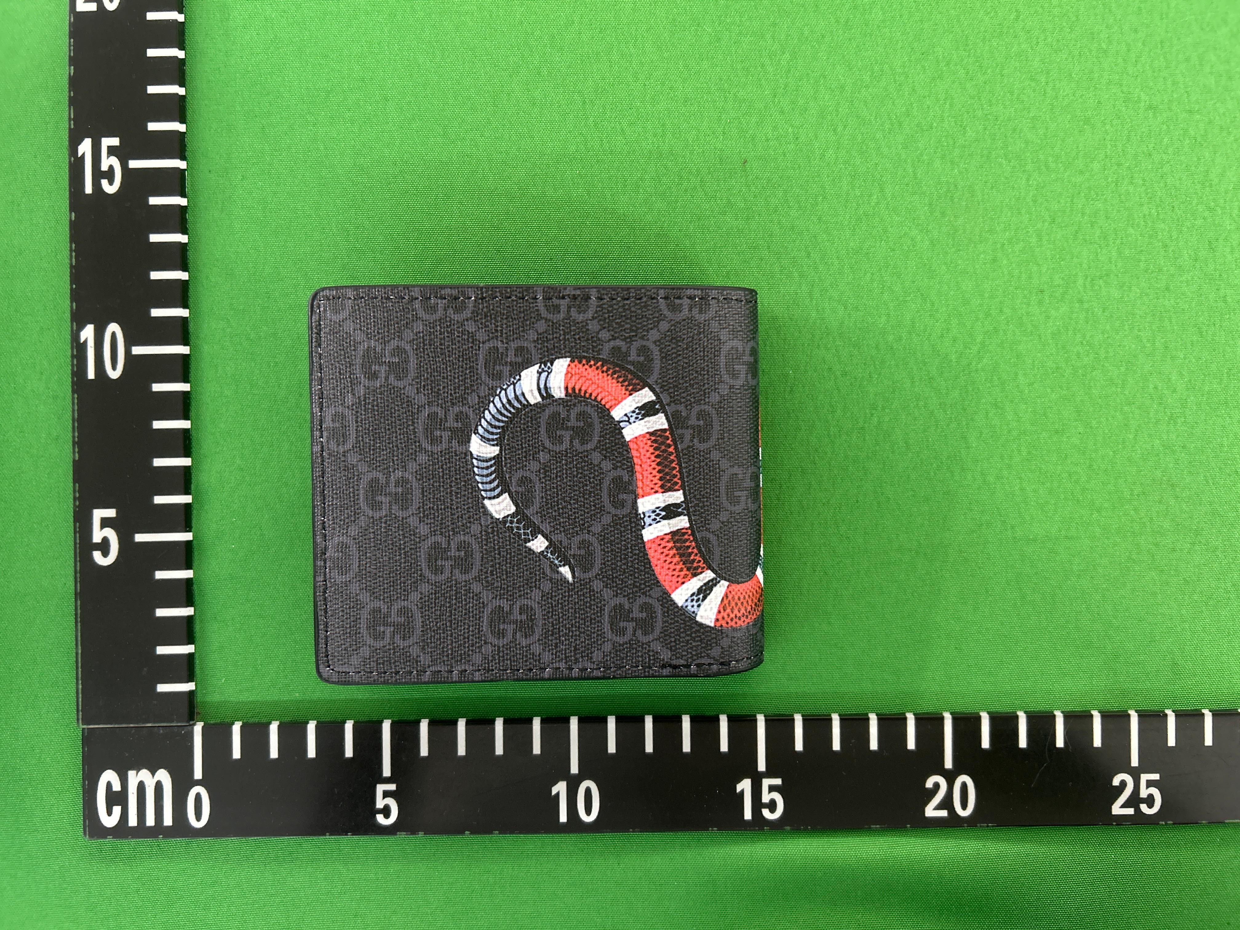 Foto QC 8 de Louis Vuitton Multiple Wallet Damier Infini Onyx