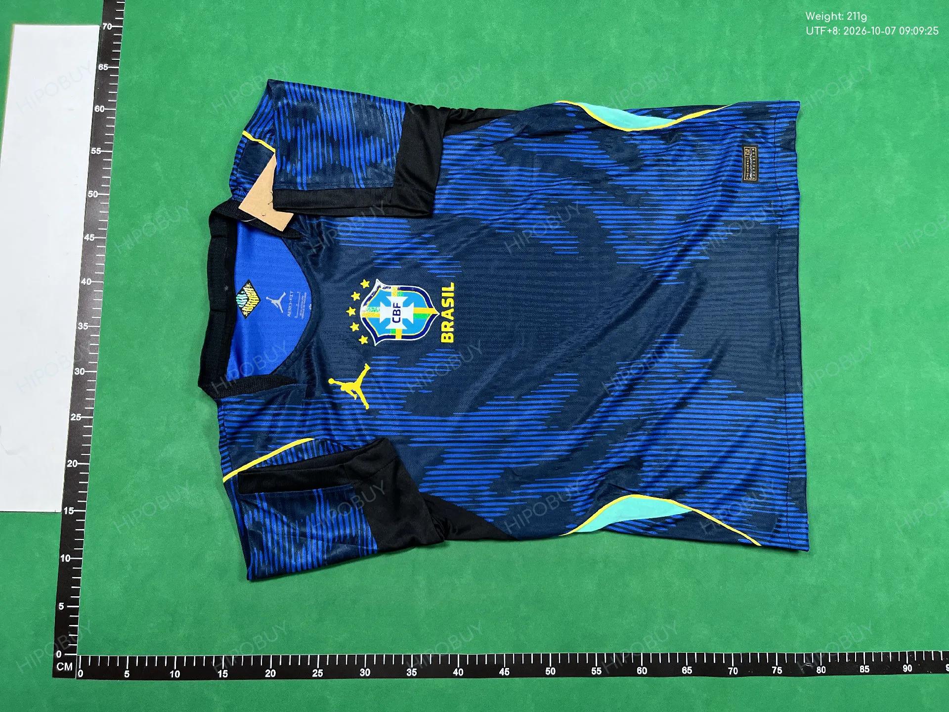 Foto QC 2 de Nike x Croatia 2024/25 Home Jersey White/University Red