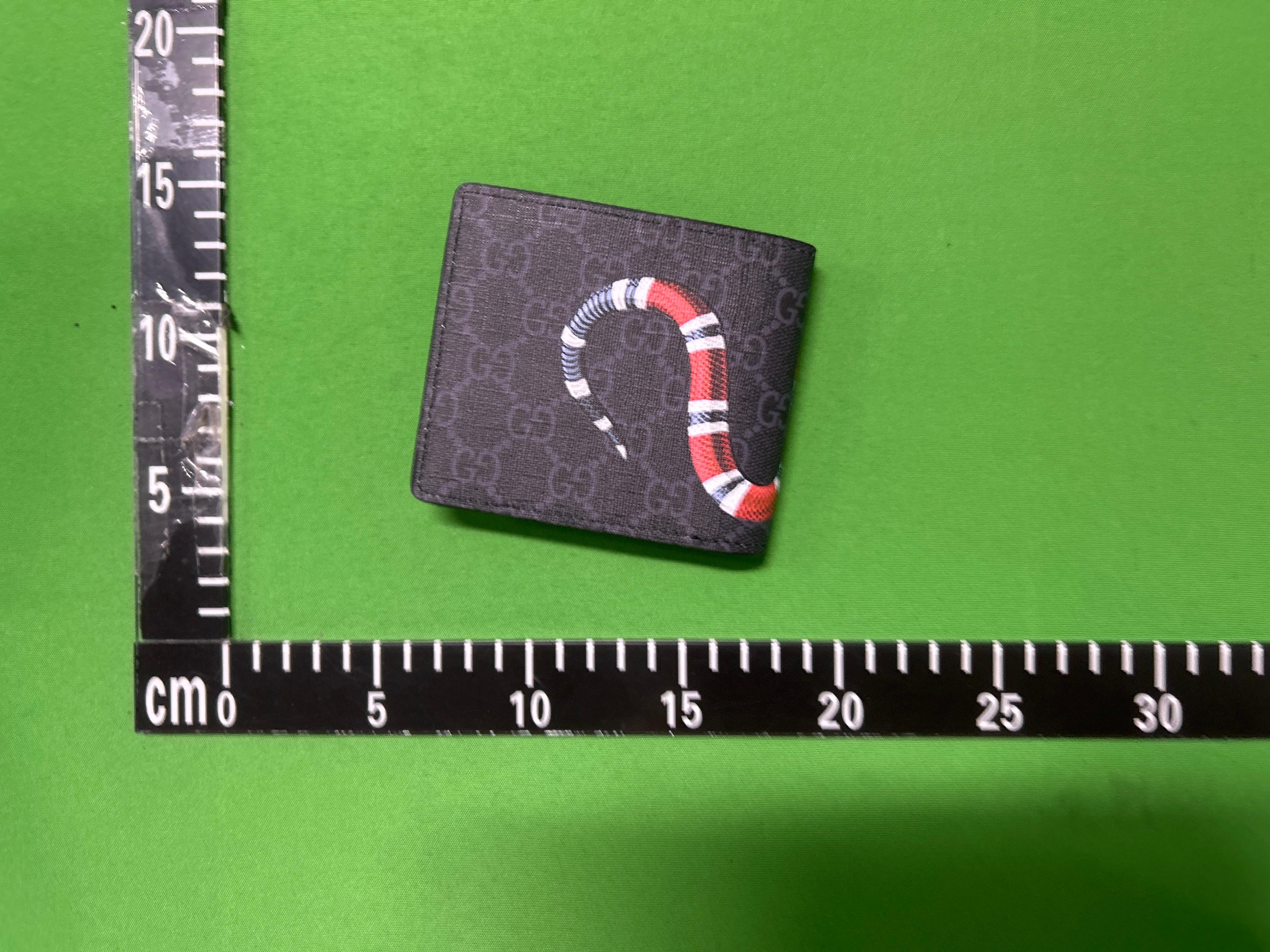 Foto QC 5 de Louis Vuitton Multiple Wallet Damier Infini Onyx