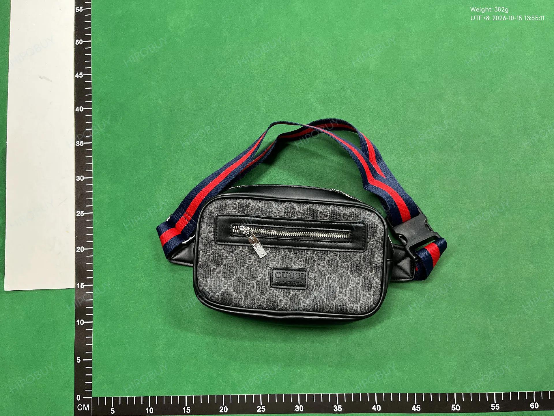 Foto QC 5 de Gucci GG Supreme Belt Bag Small Black GG Supreme Canvas