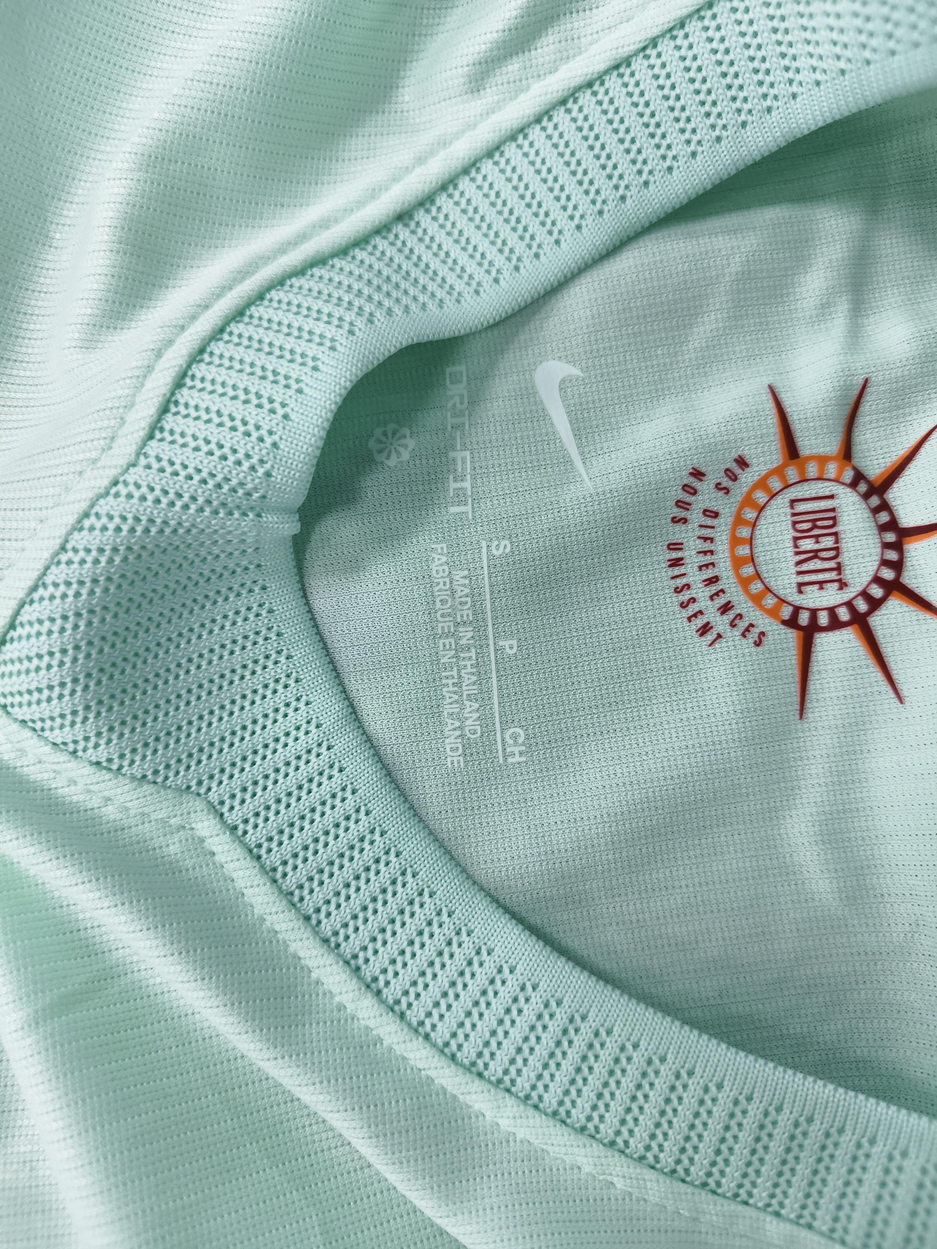 Foto QC 7 de adidas x Spain 2026 Away Cucurella #24 Jersey White