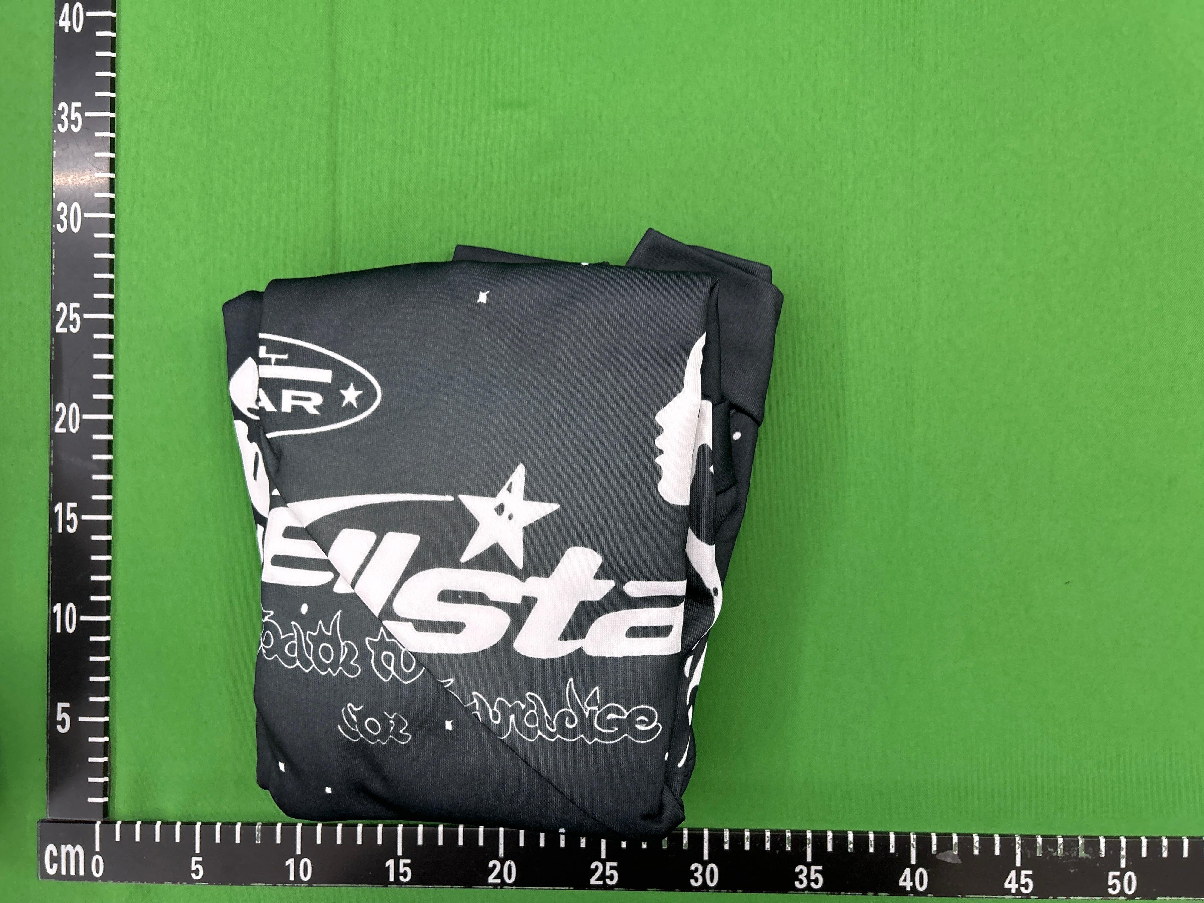 Foto QC 5 de Hellstar Path to Paradise Sweater Washed Black