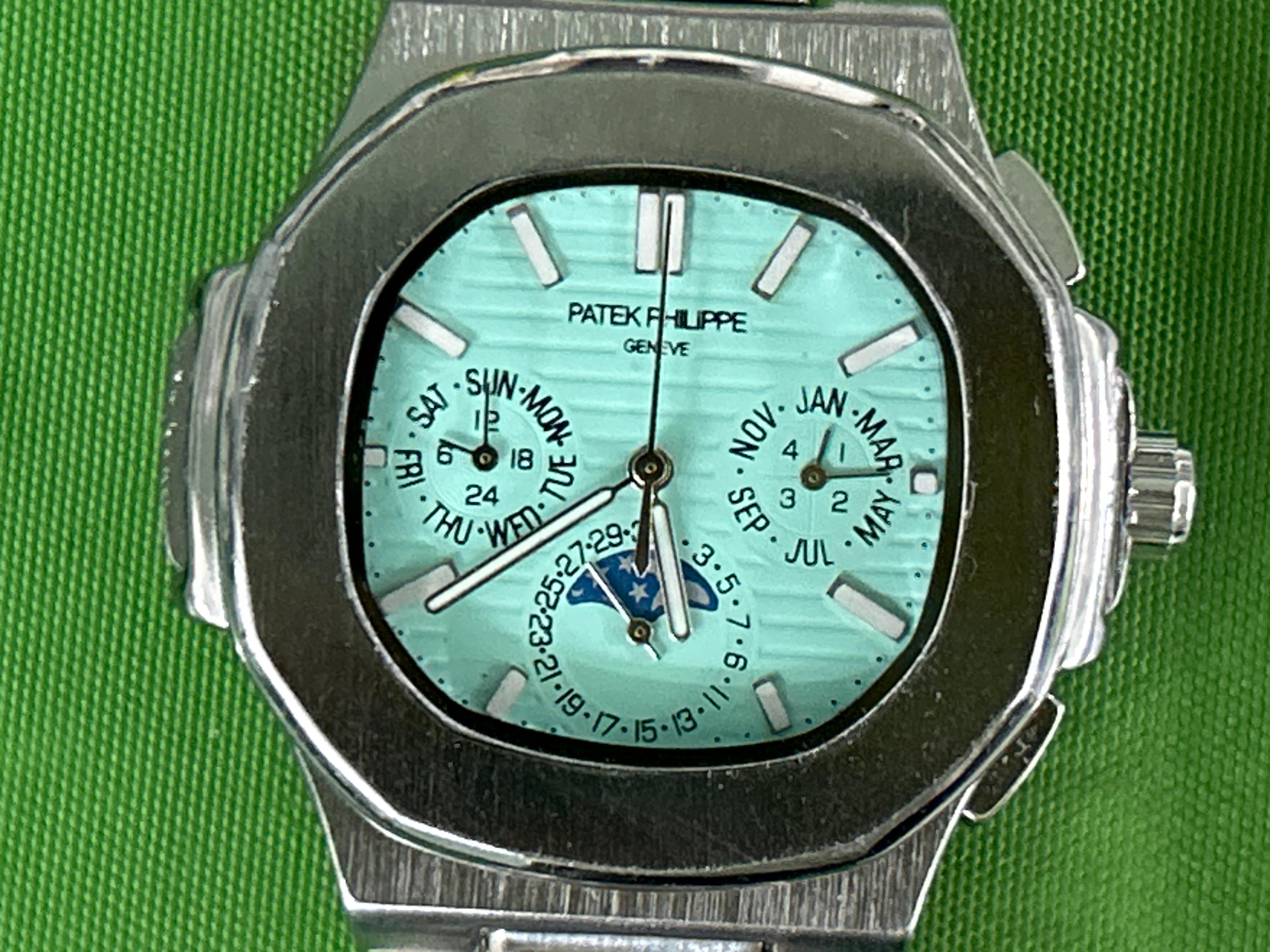Foto QC 5 de Patek Philippe Nautilus Perpetual Calendar 5740/1G