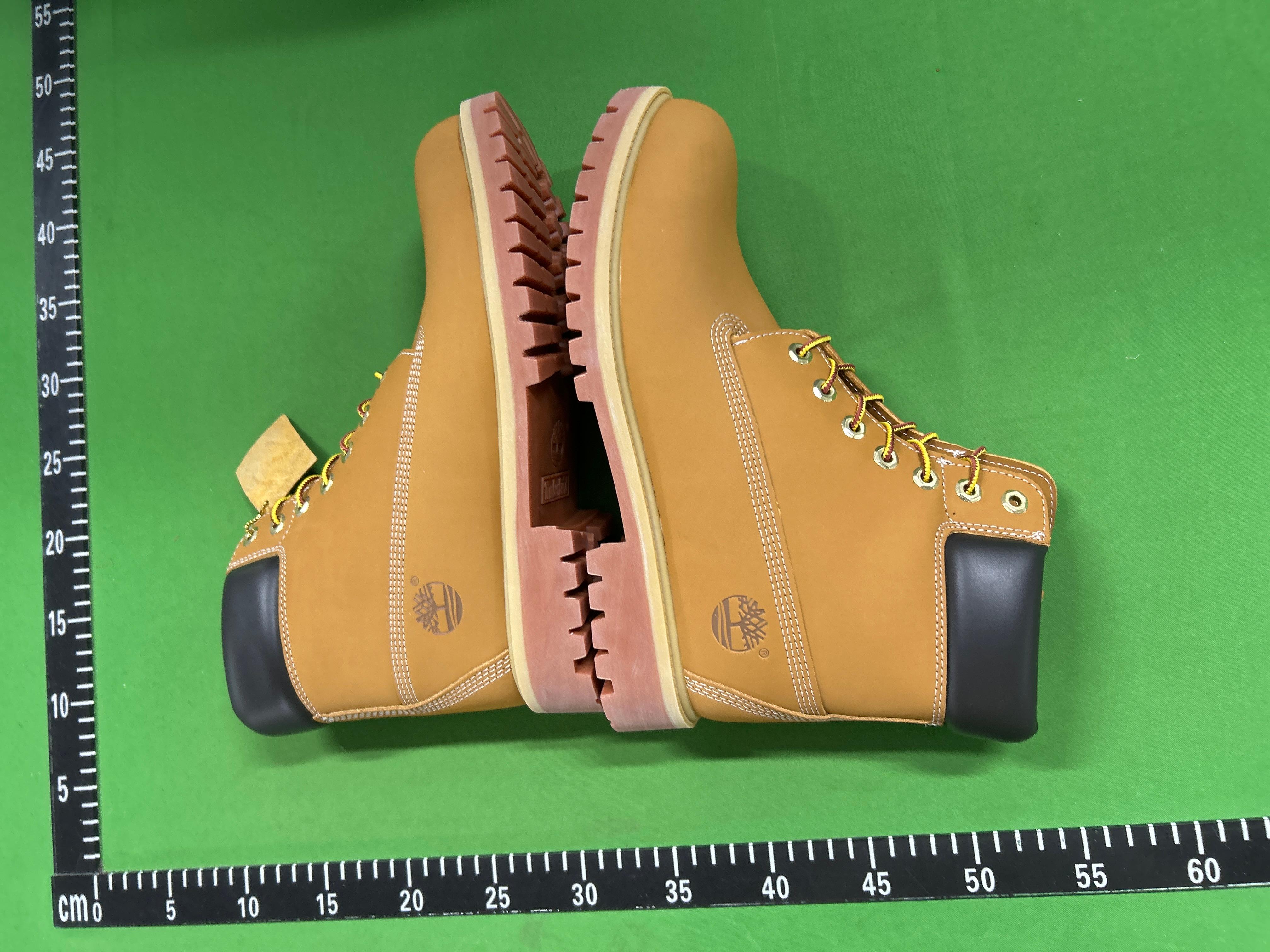 Foto QC 5 de Timberland 6 Inch Premium Waterproof Wheat Nubuck 10361
