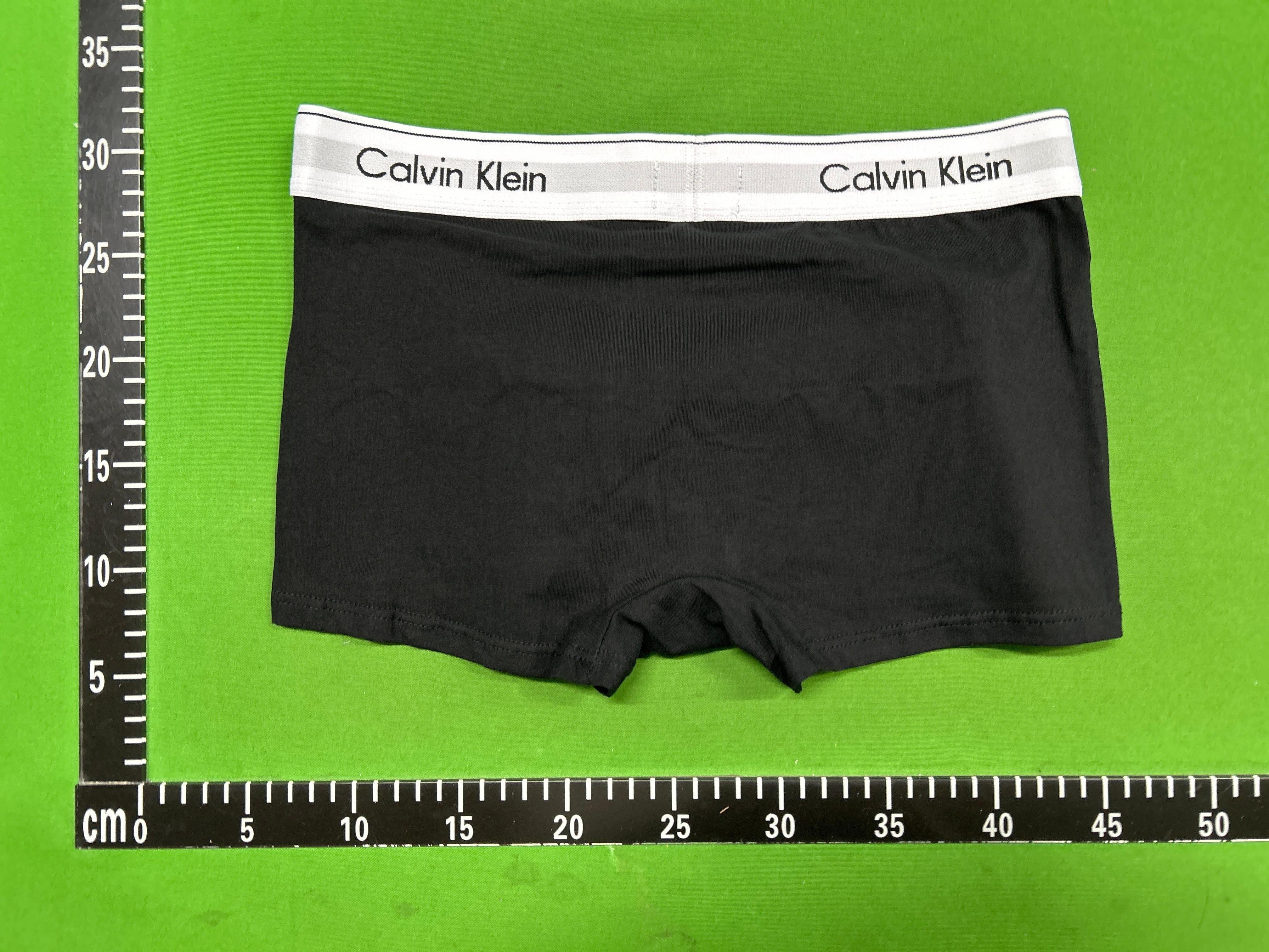 Foto QC 2 de Calvin Klein Underwear Cotton Stretch Low Rise Trunks Grey