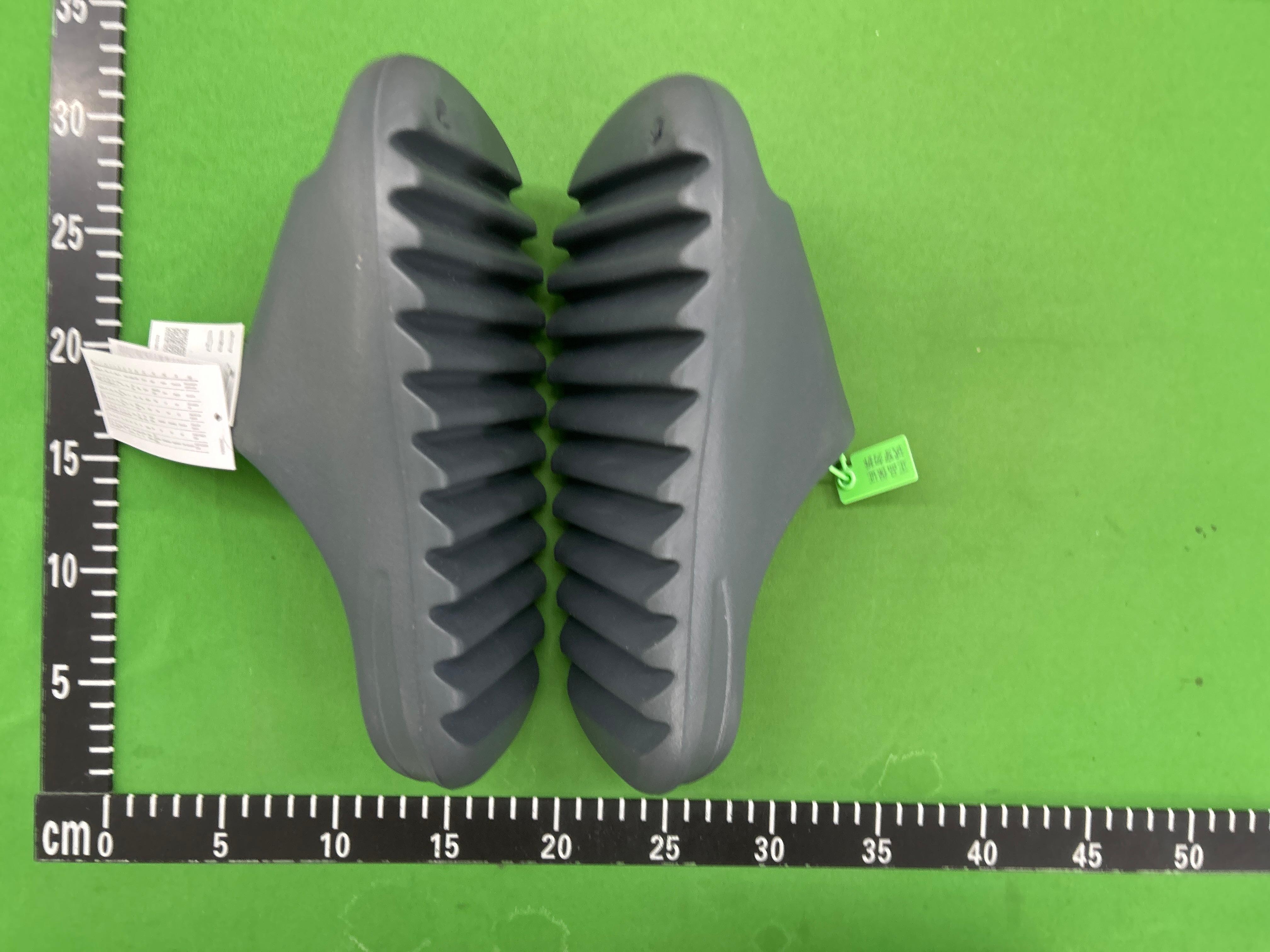 Foto QC 6 de adidas Yeezy Slide Onyx HQ6448