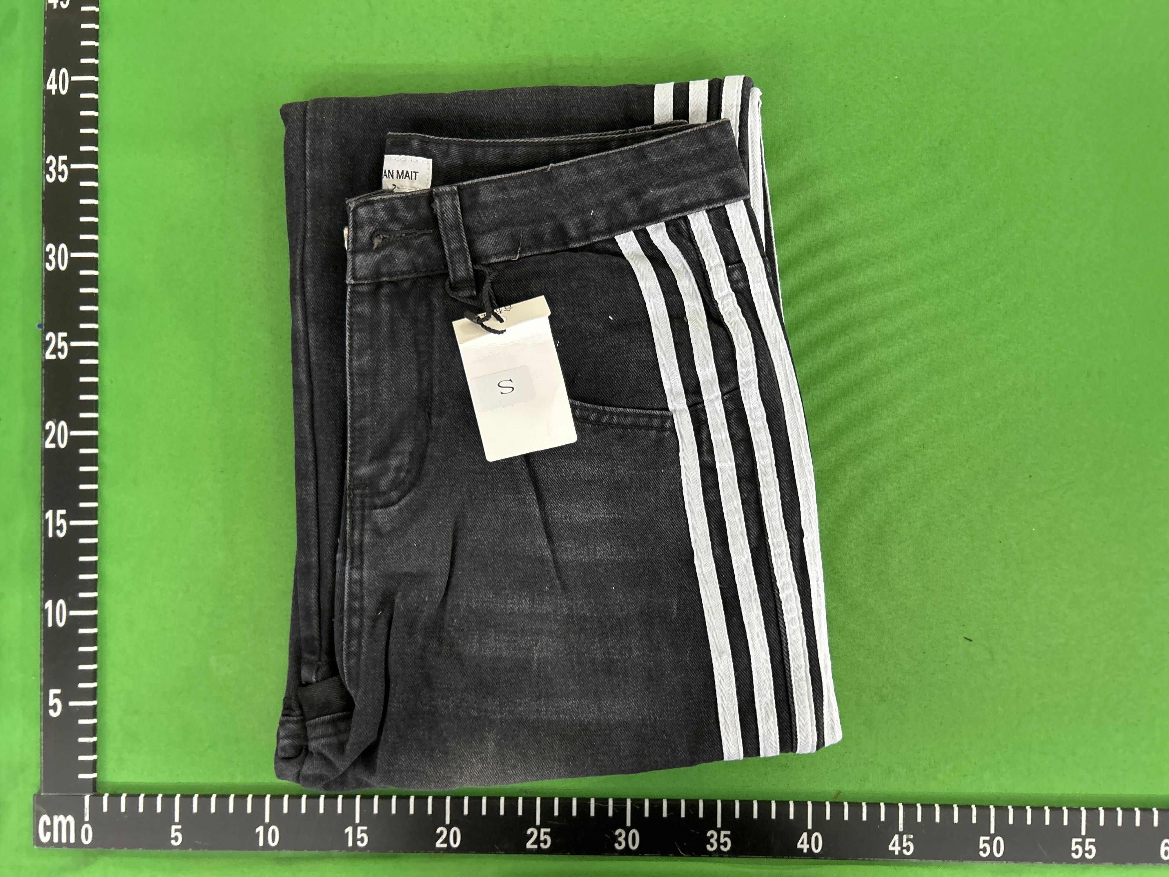 Foto QC 1 de Balenciaga adidas Baggy Jeans Pink