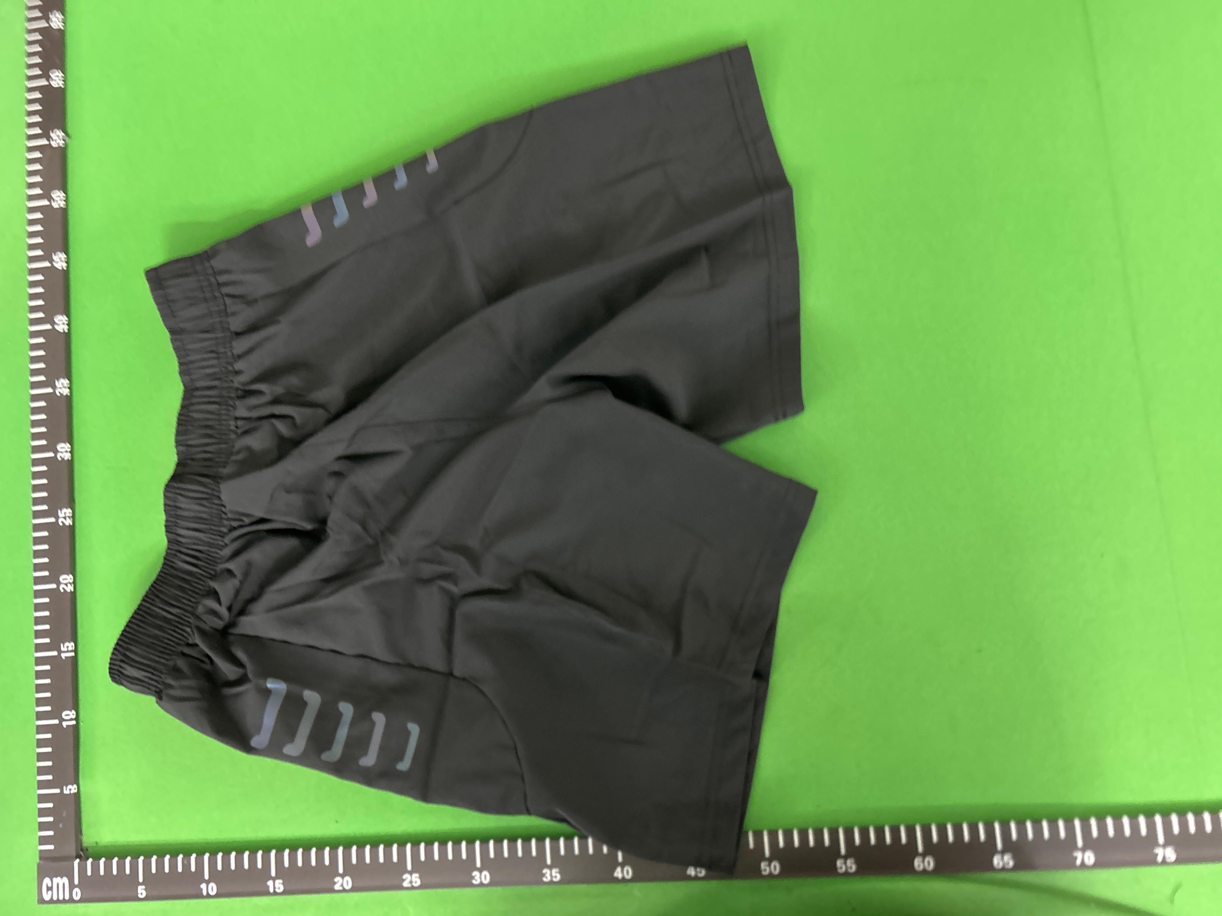 Foto QC 7 de Under Armour Shorts Iridescent Logo Black